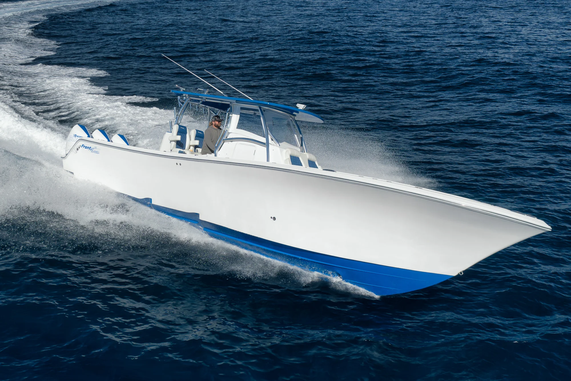 💰 Price: $385,000 USD
🚤 2022 Front Runner 36 CC...