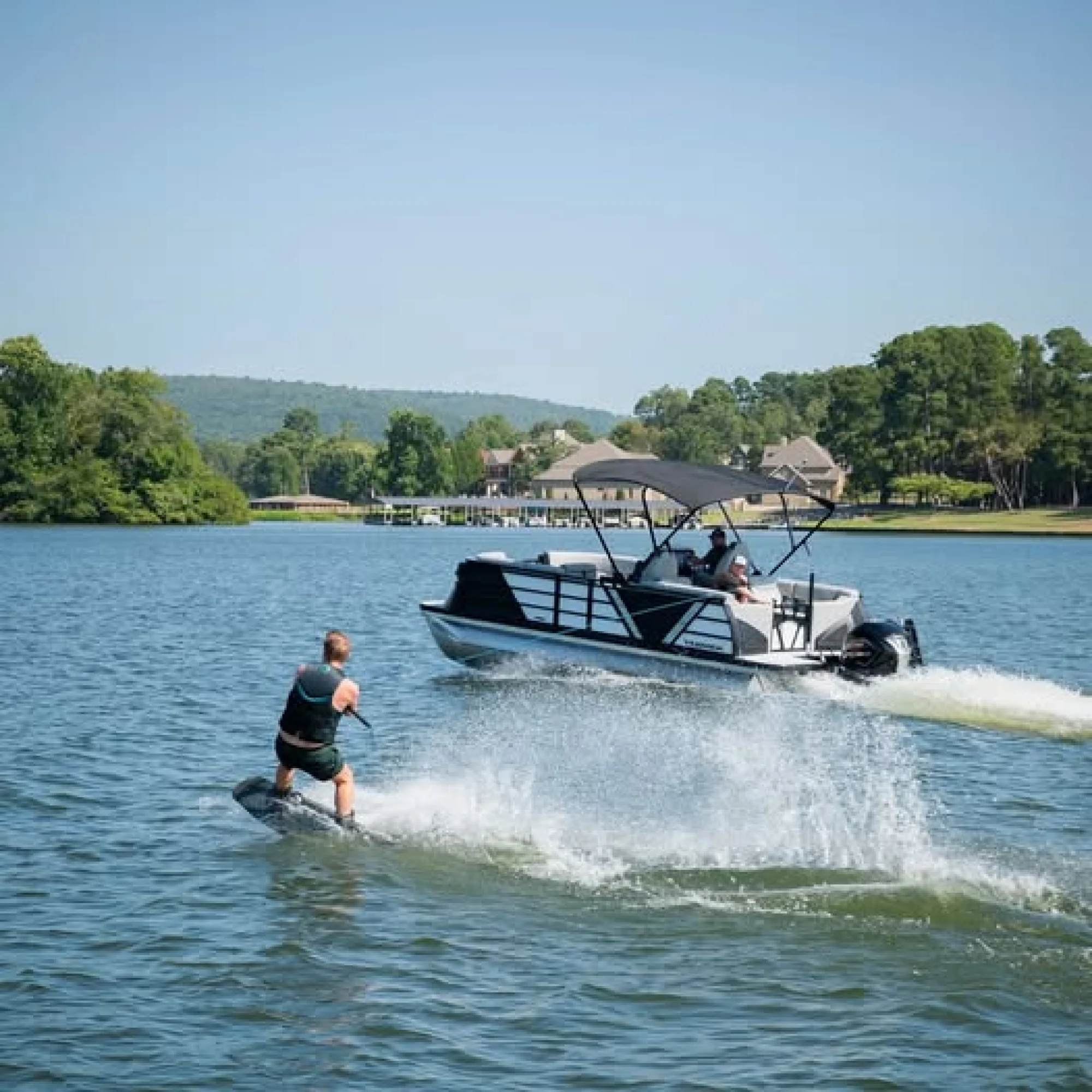 Midweek calls for a little throttle therapy.
#wak...