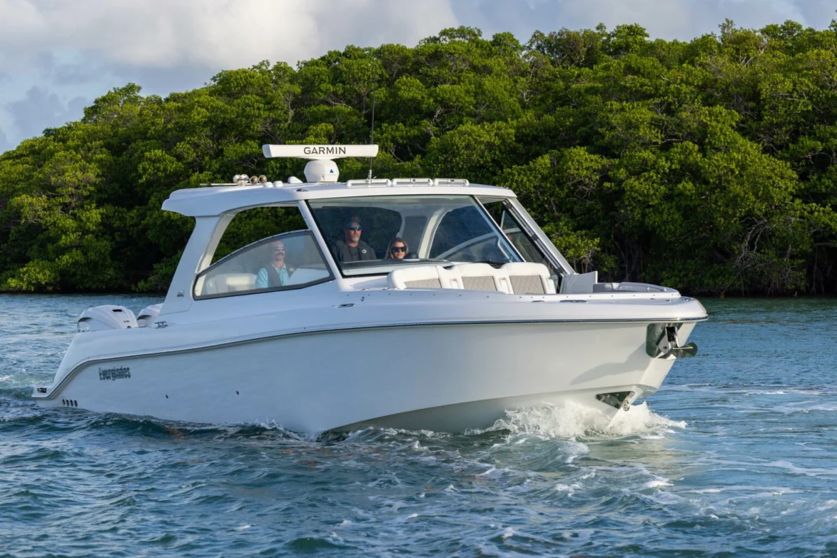 Experience the Entire Everglades Fleet at the 2025 Fort Lauderdale International Boat Show