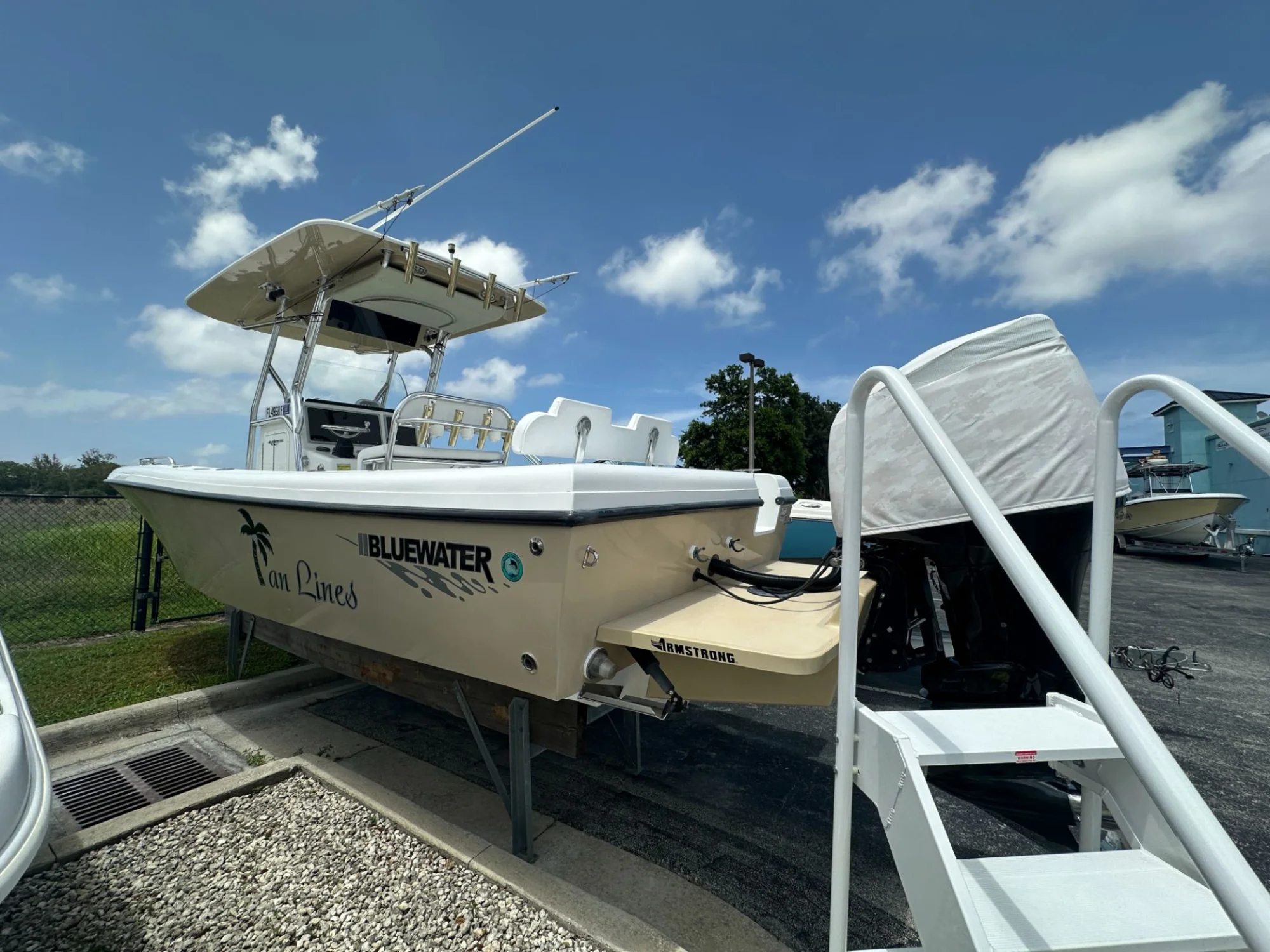 2012 Bluewater 2550 - Image 3