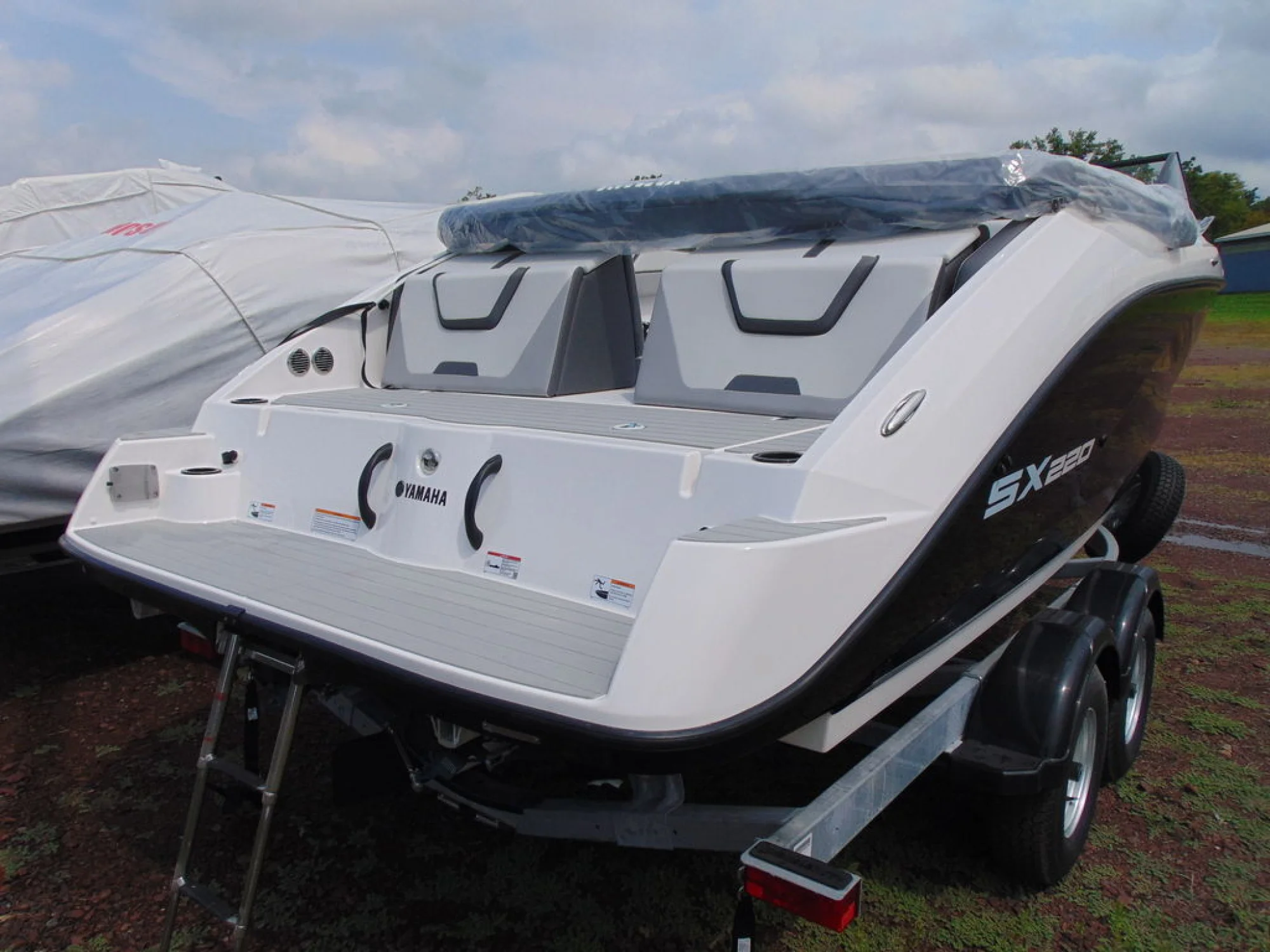 Yamaha Marine SX220 - Image 4