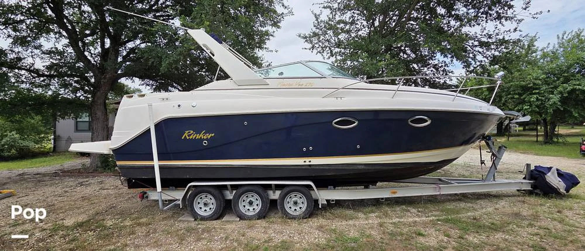2004 Rinker Fiesta Vee 270 - Main Image