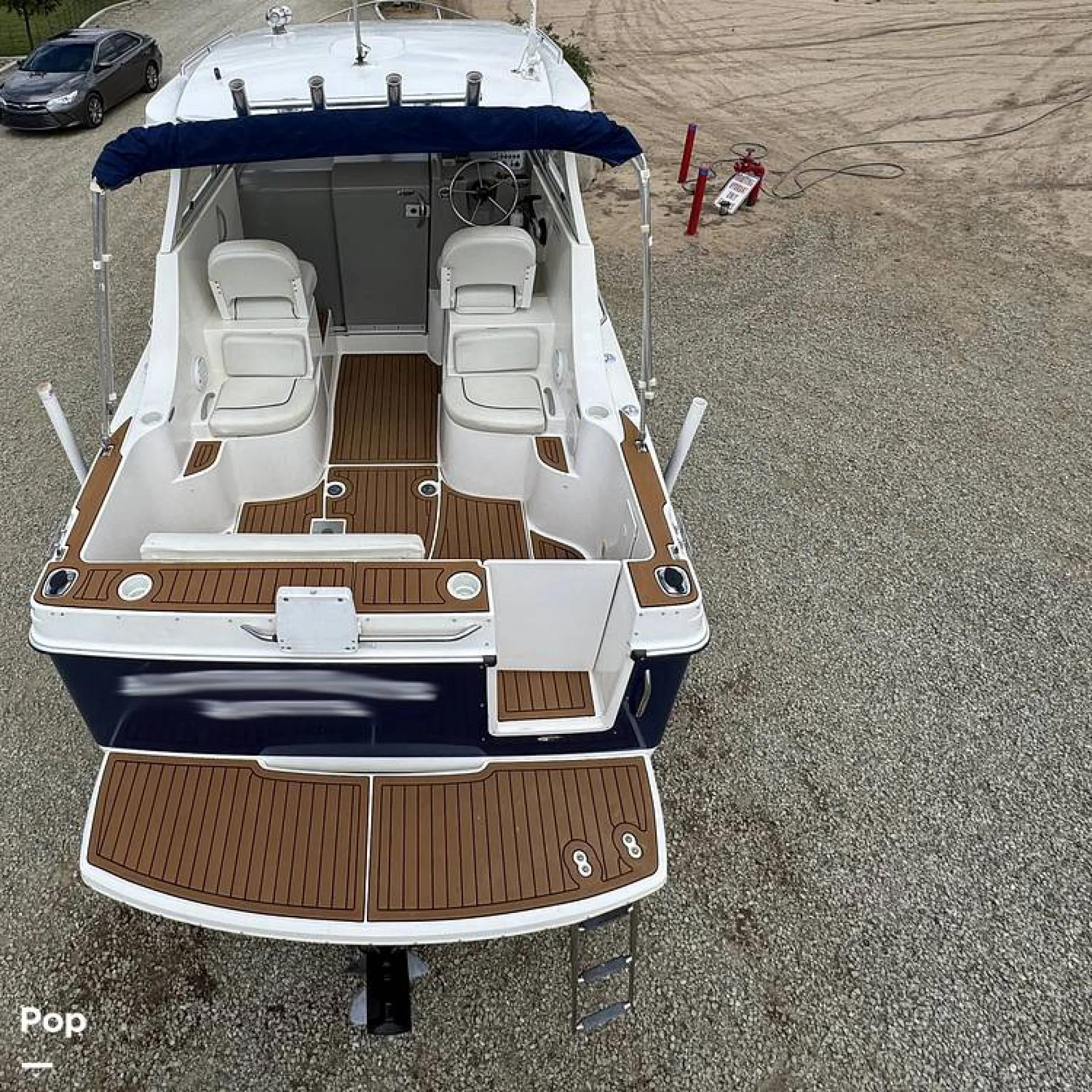 2007 Bayliner Discovery 246 - Image 4