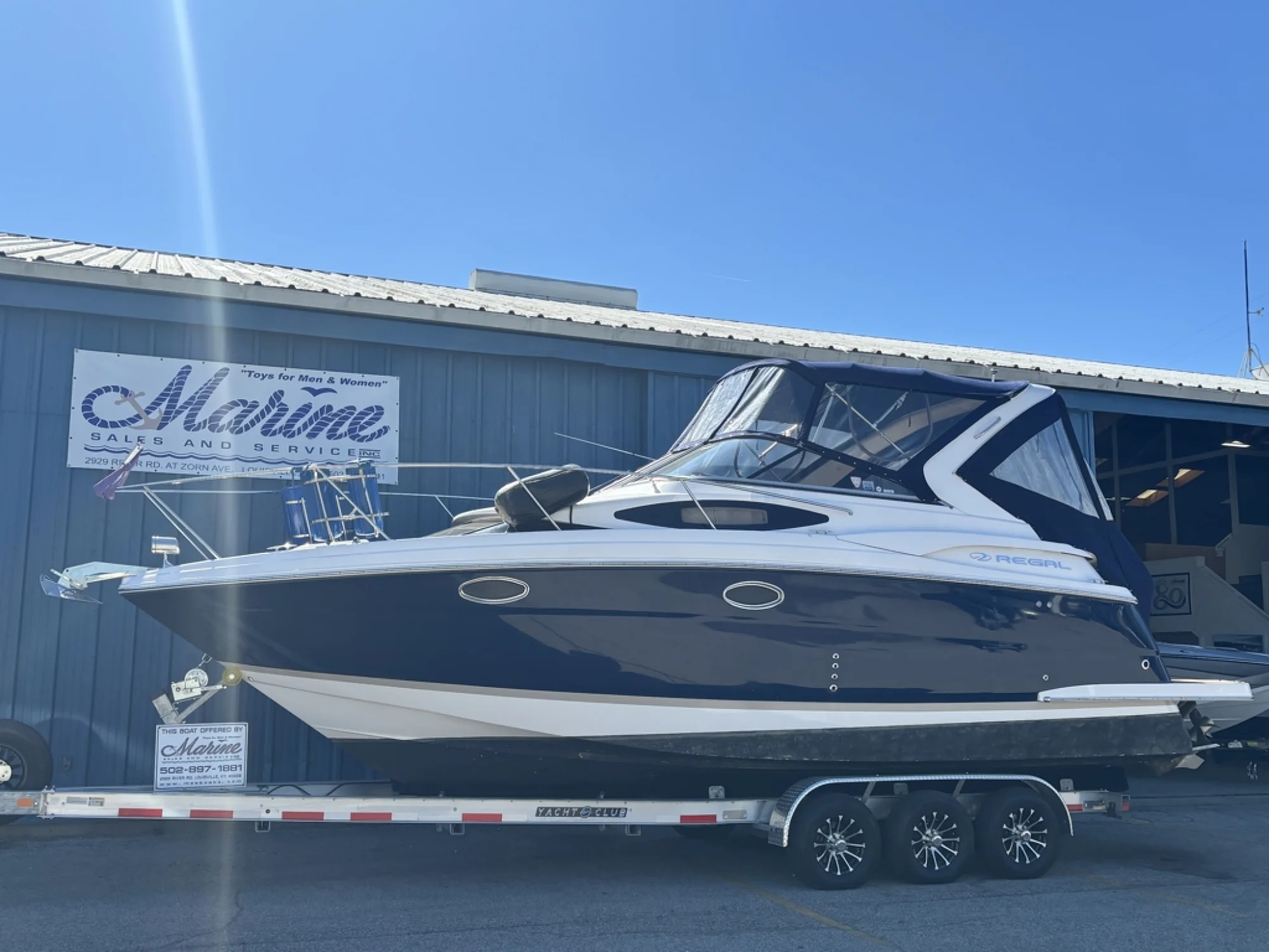 2014 Regal Express Cruiser 30 - Image 2