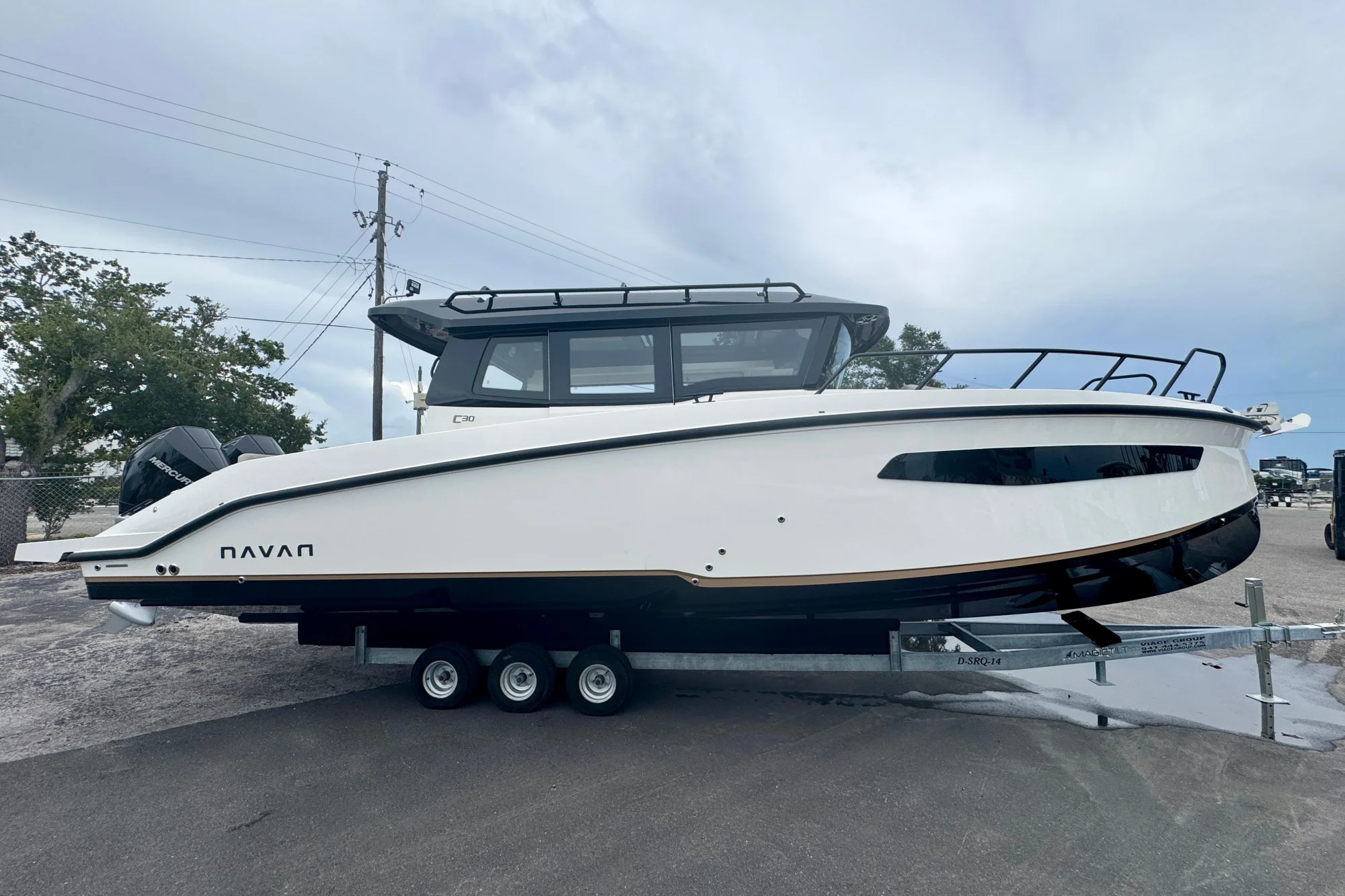 2026 Navan C30 - Main Image