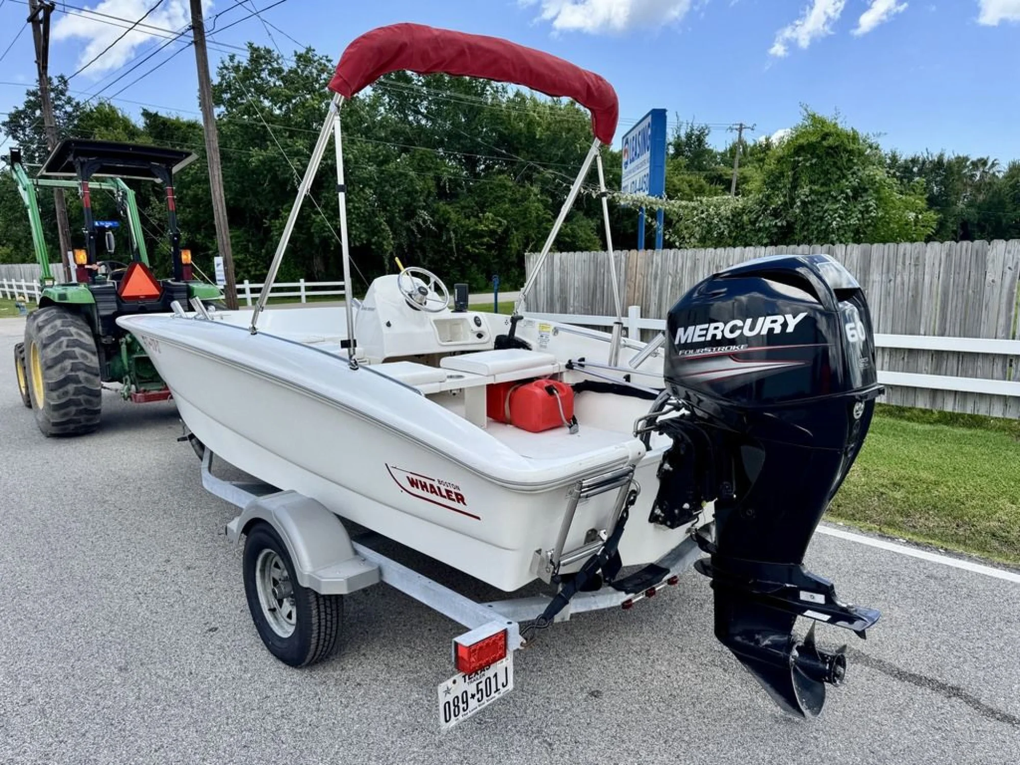 2015 Boston Whaler 150 Super Sport - Image 2