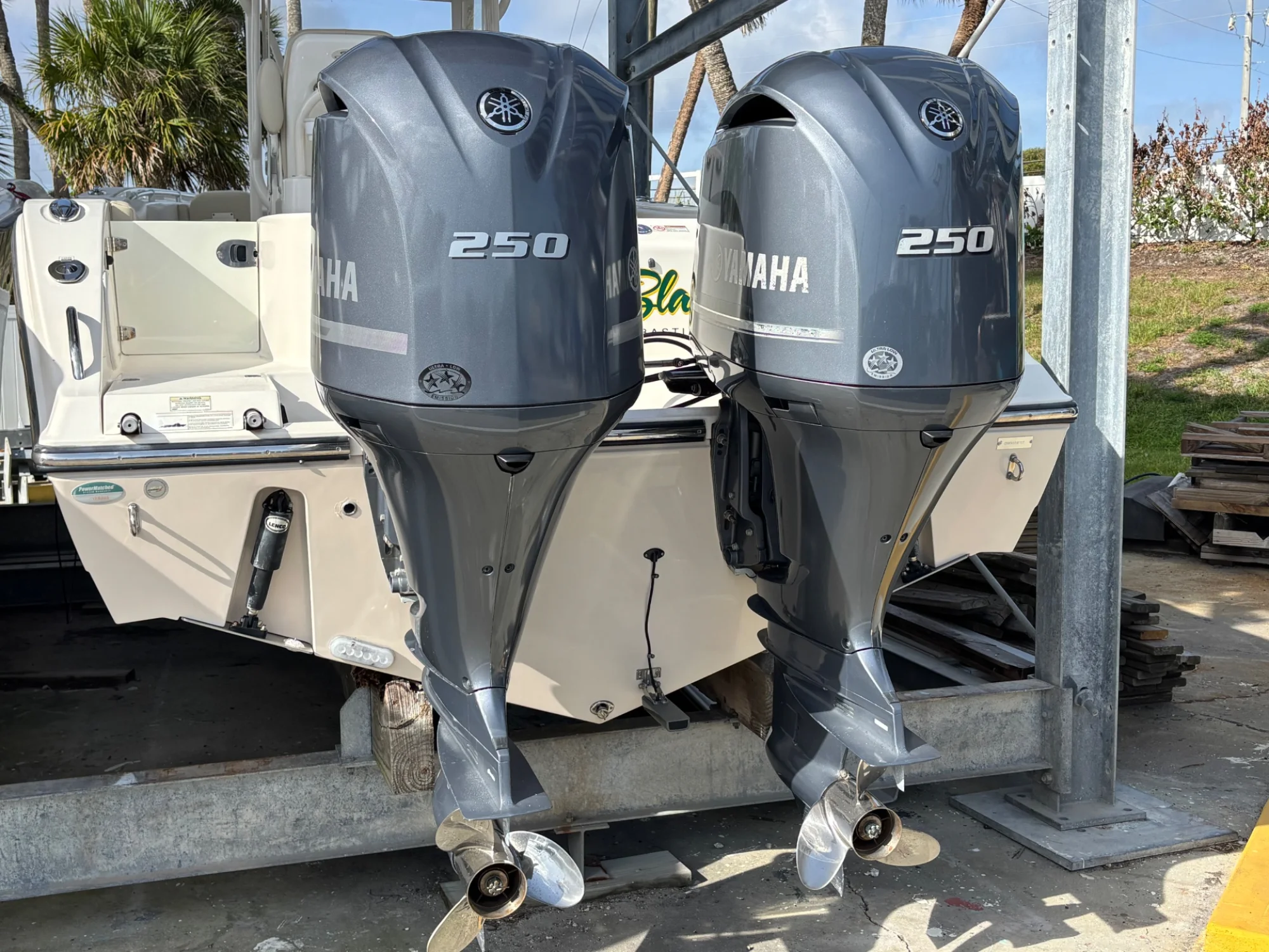 2017 Cobia 277 Center Console, no bottom paint - Image 3