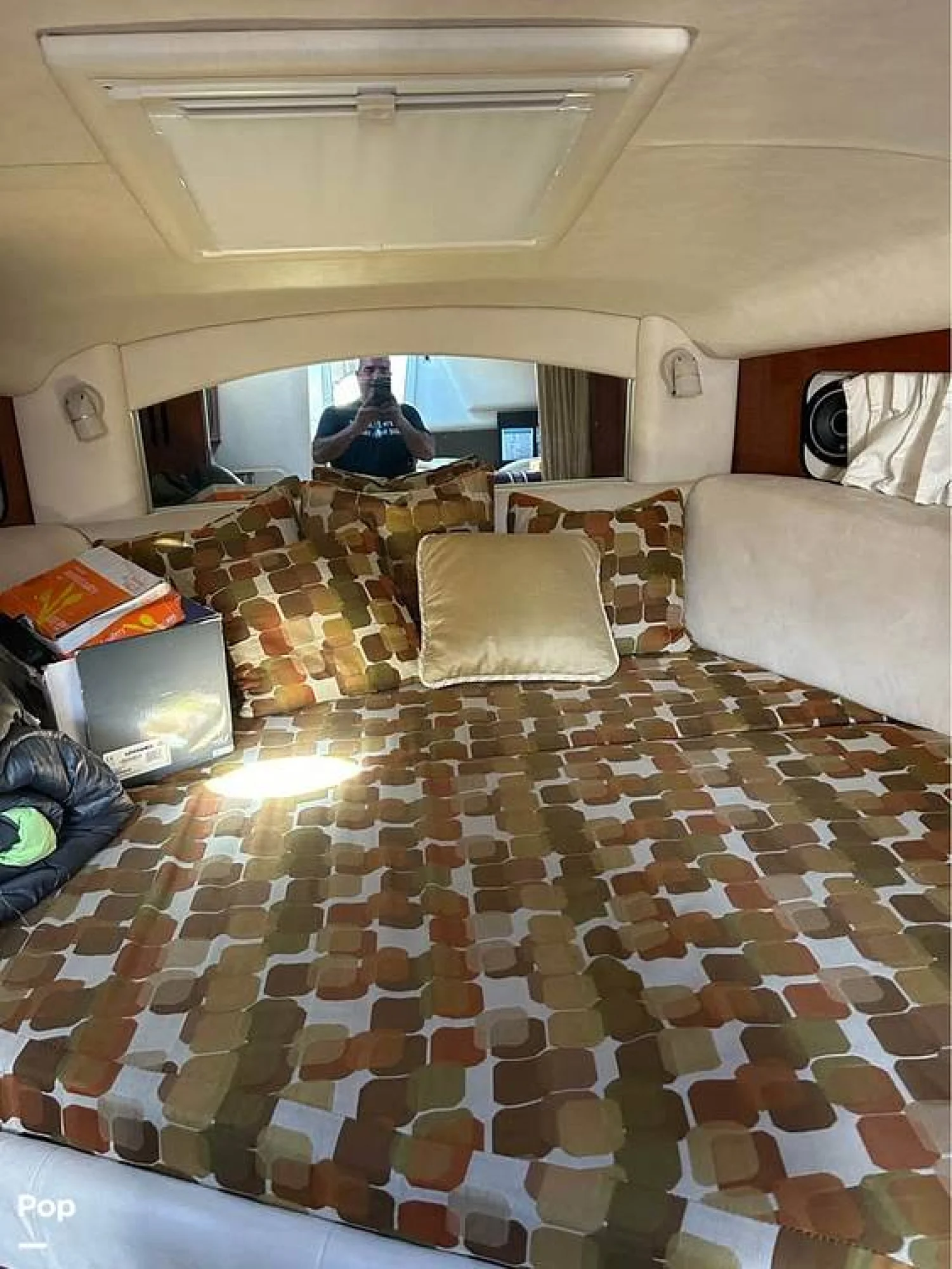 2002 Sea Ray Sundancer 300 - Image 2