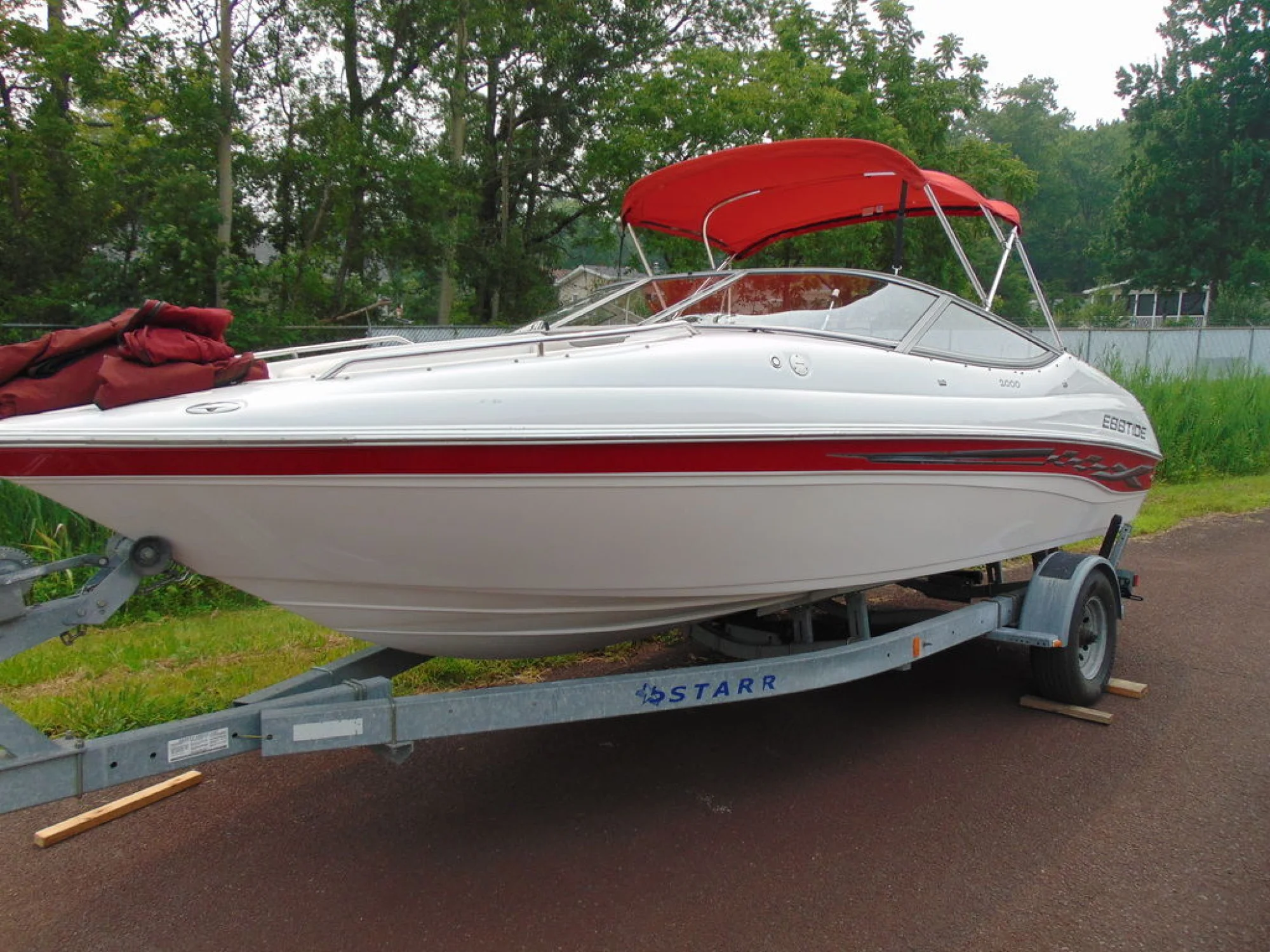 Ebbtide 2000 Bow Rider - Image 2