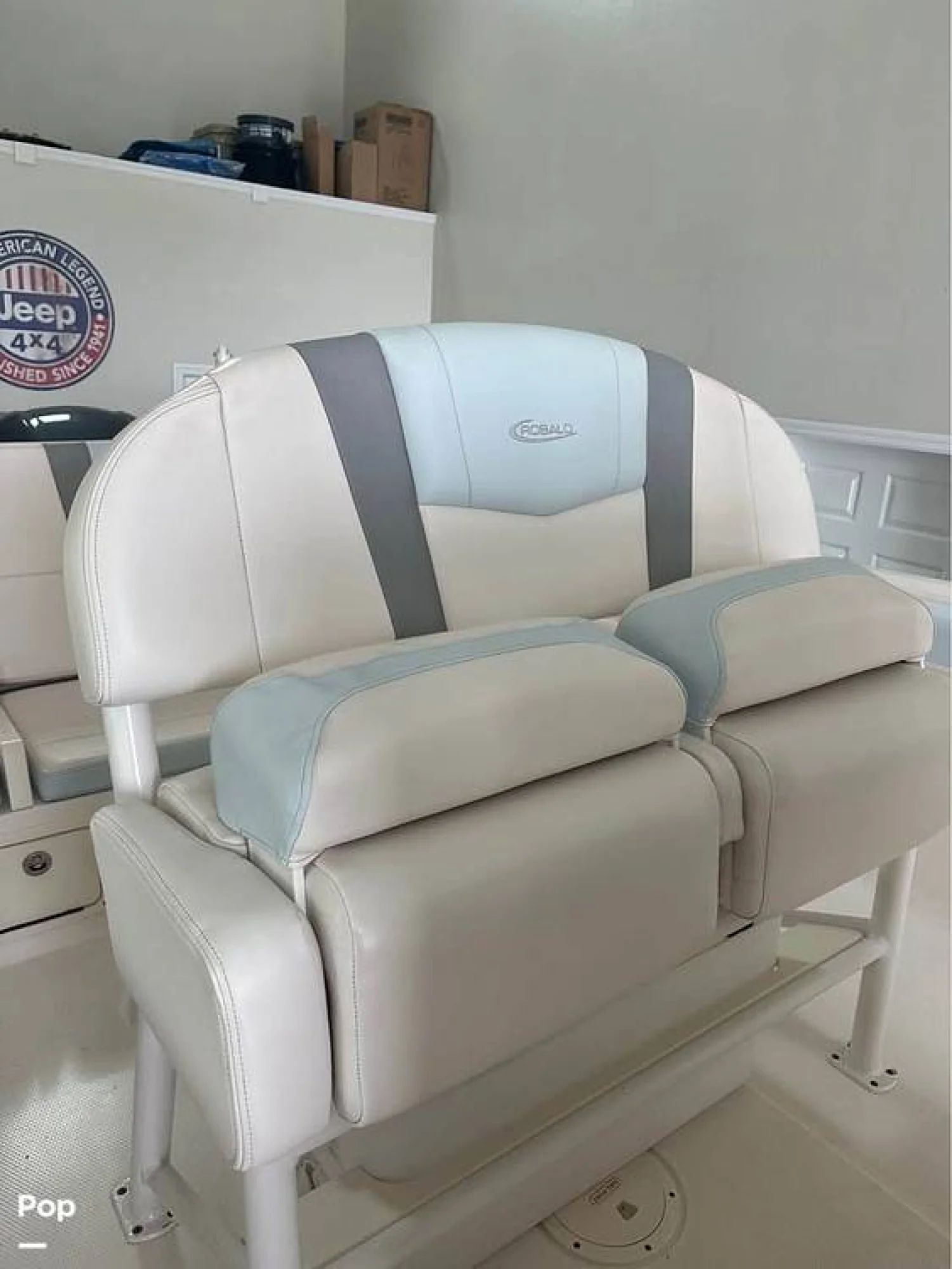 2020 Robalo r230 cc - Image 5