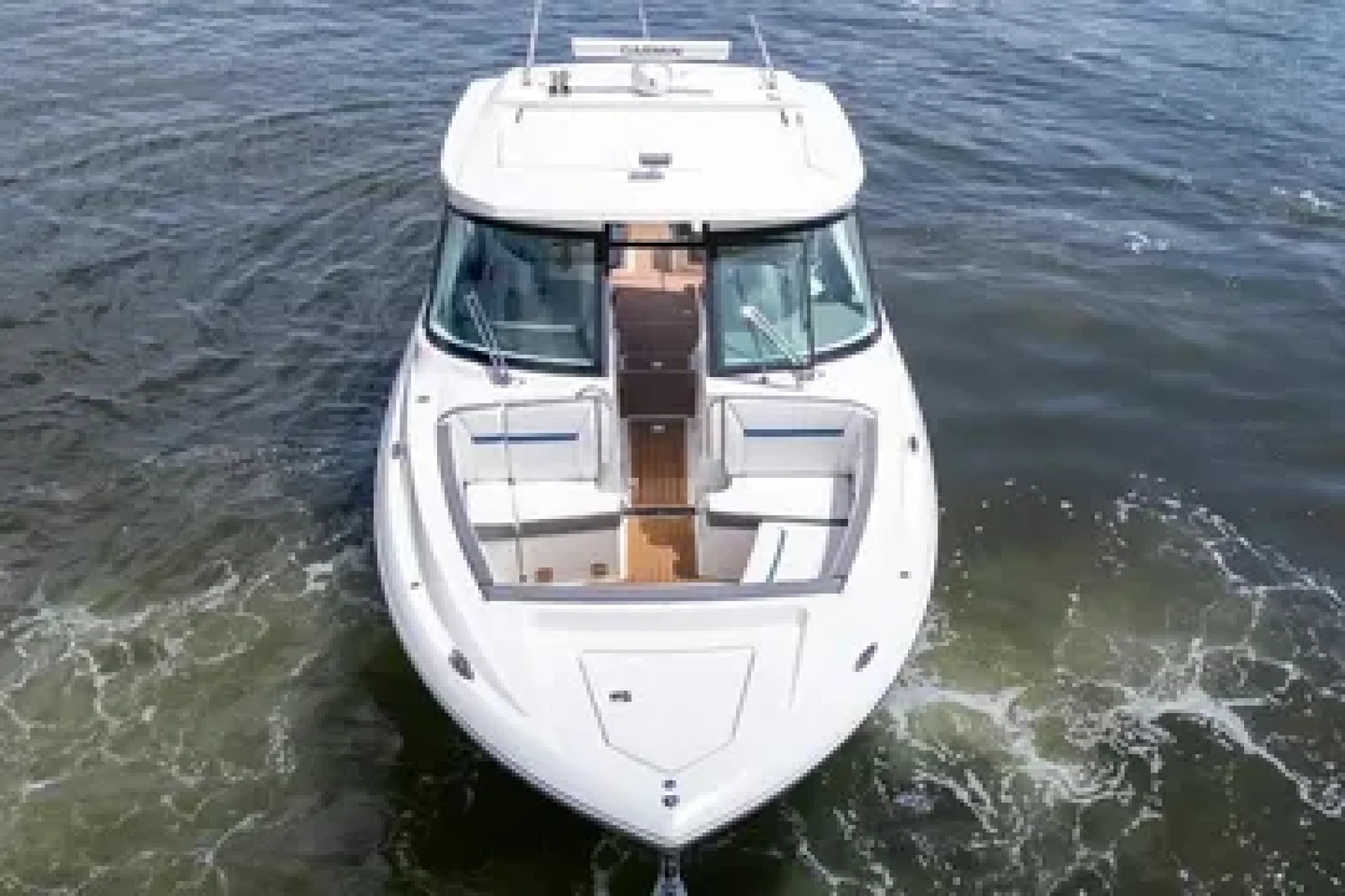 2021 Tiara Yachts 38 LX - Image 3