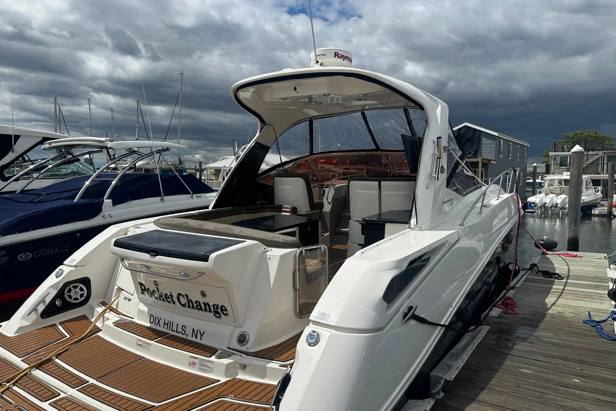 2016 Sea Ray Sundancer 370 - Image 4