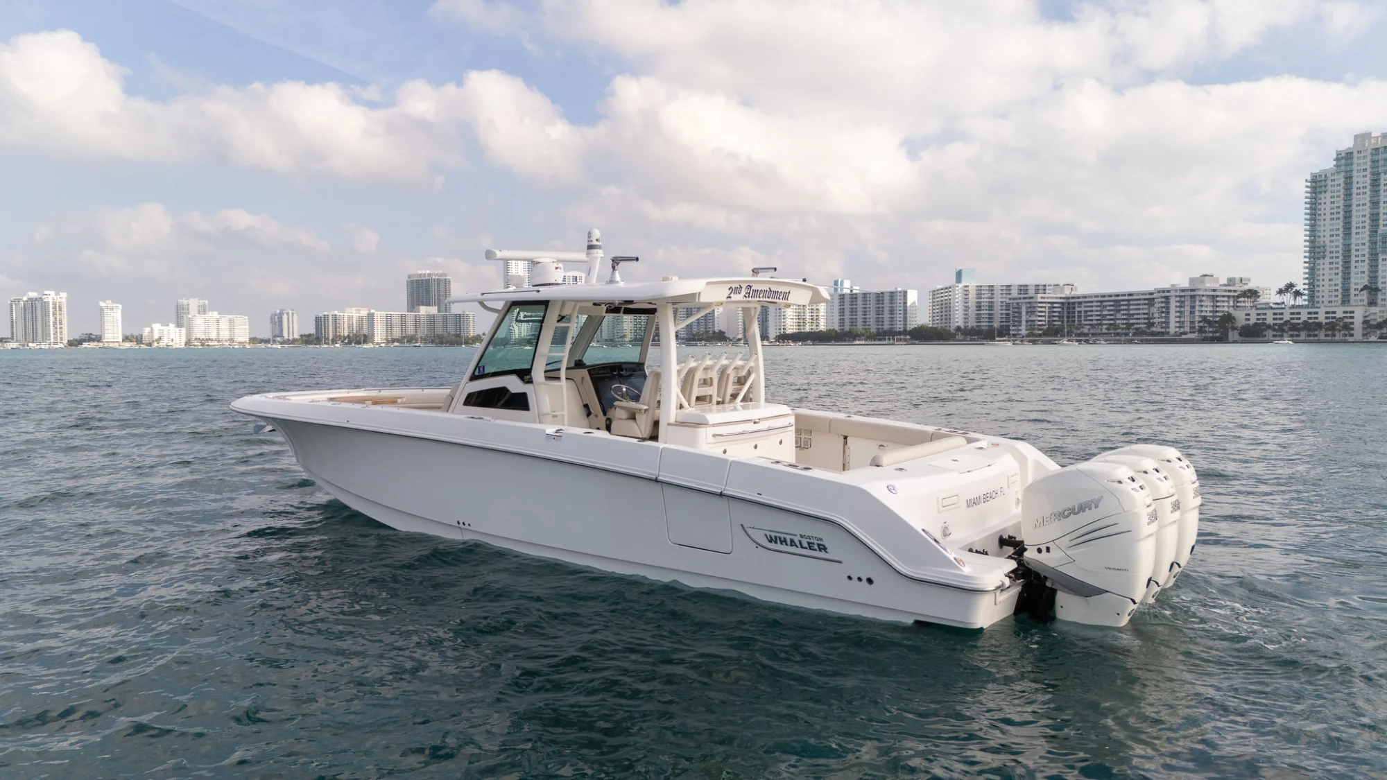 2020 BOSTON WHALER 380 Outrage - Image 3