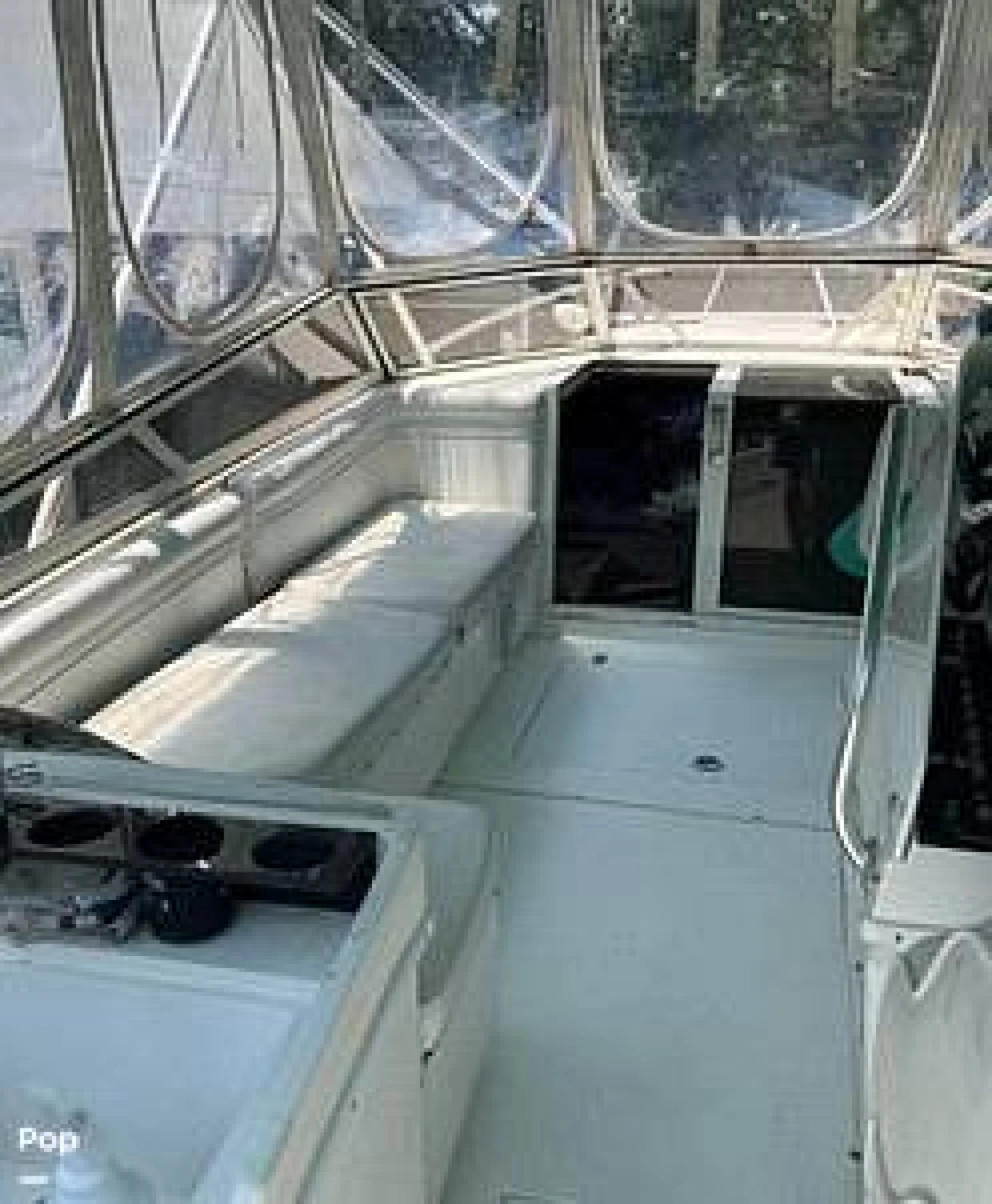 1996 Contender 35 SC - Image 4