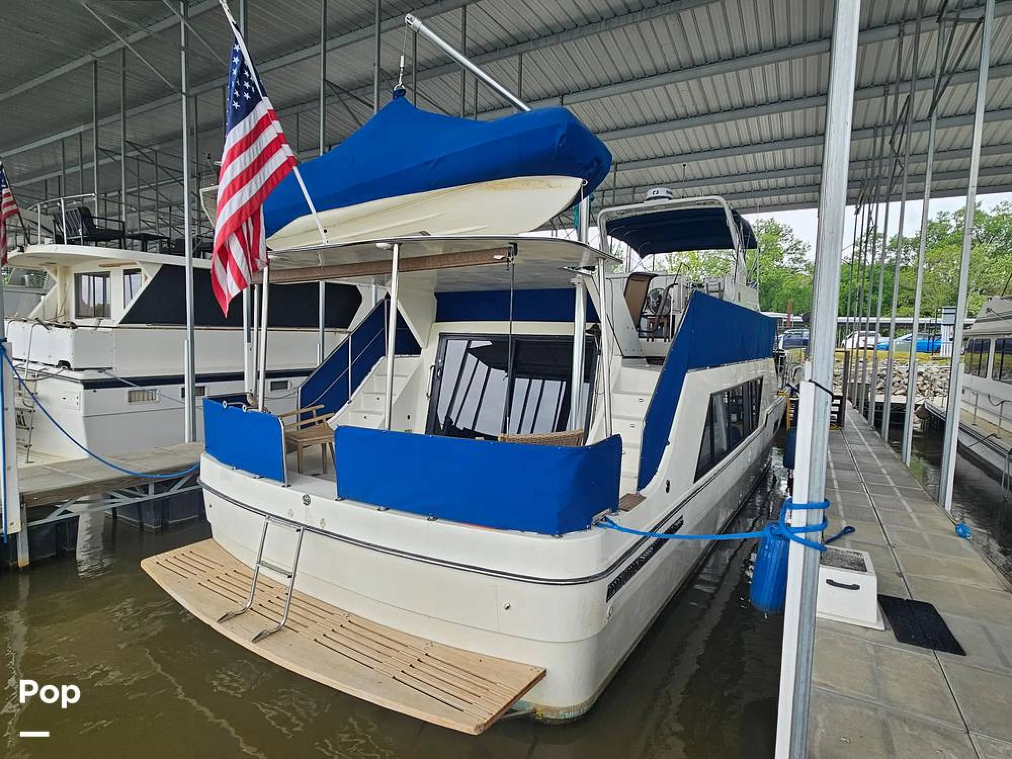 1987 Harbor Master 520 - Image 3