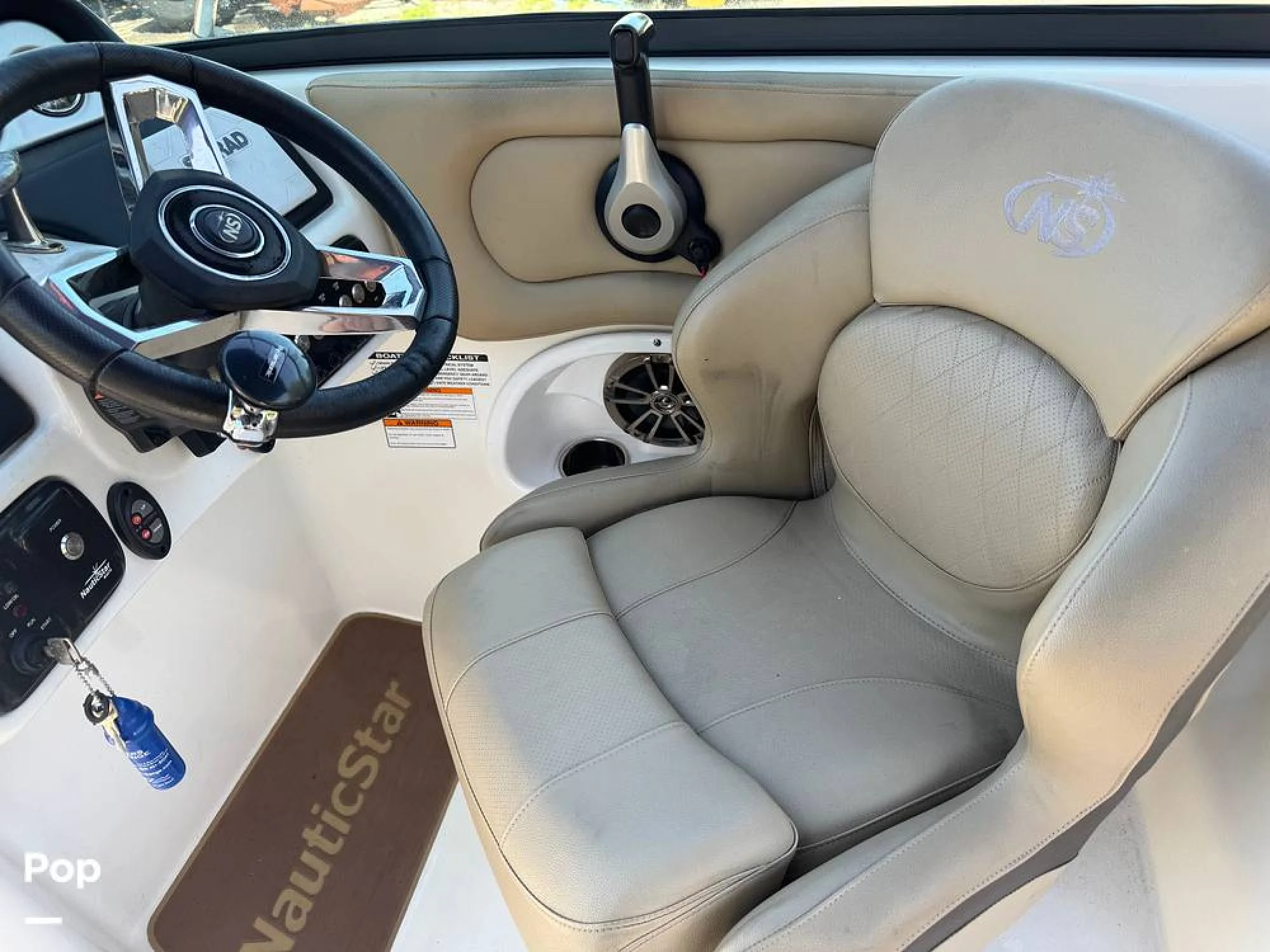 2019 NauticStar 243 DC - Image 4