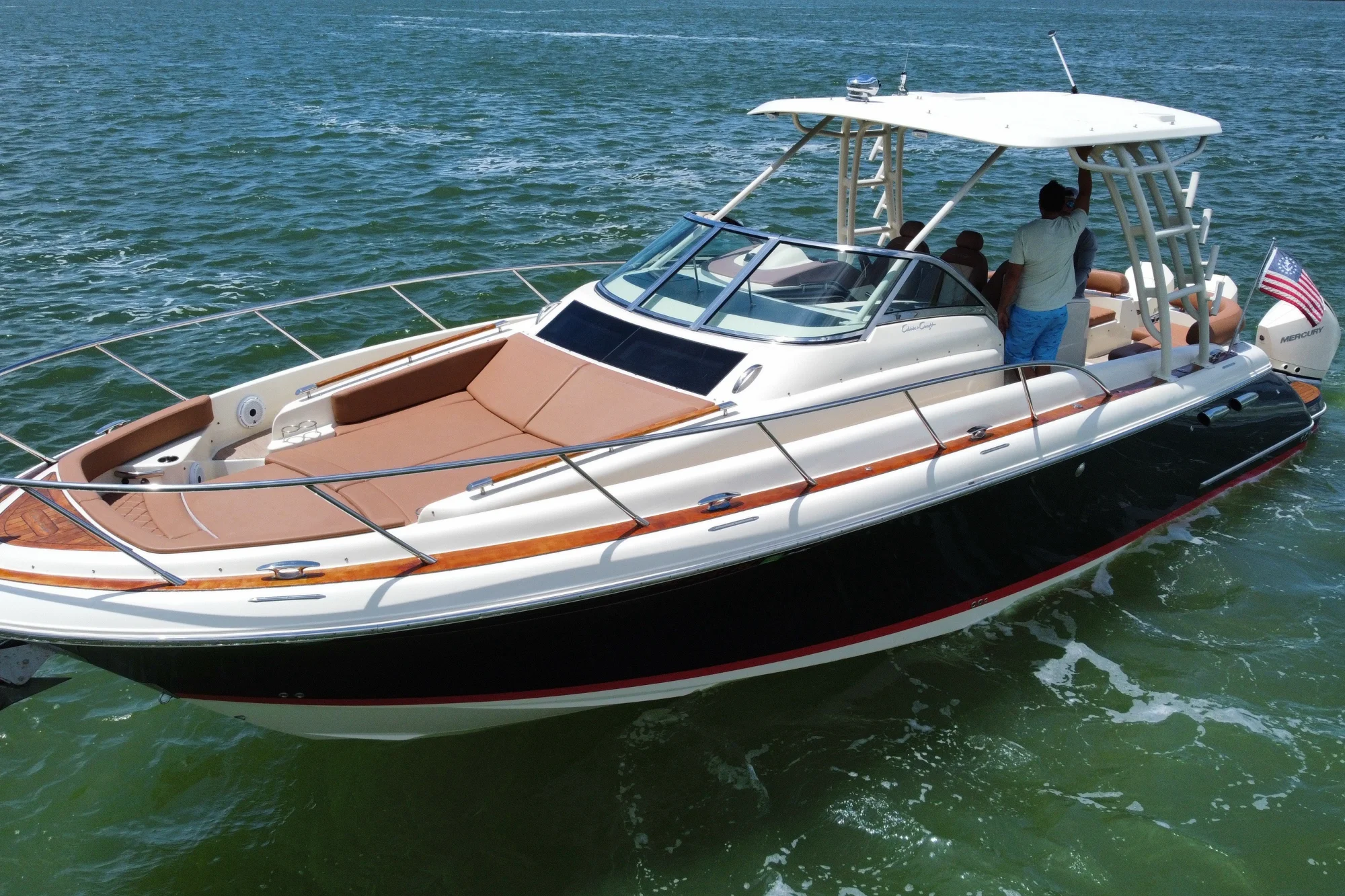 2019 Chris-Craft Launch 38 OB - Image 3