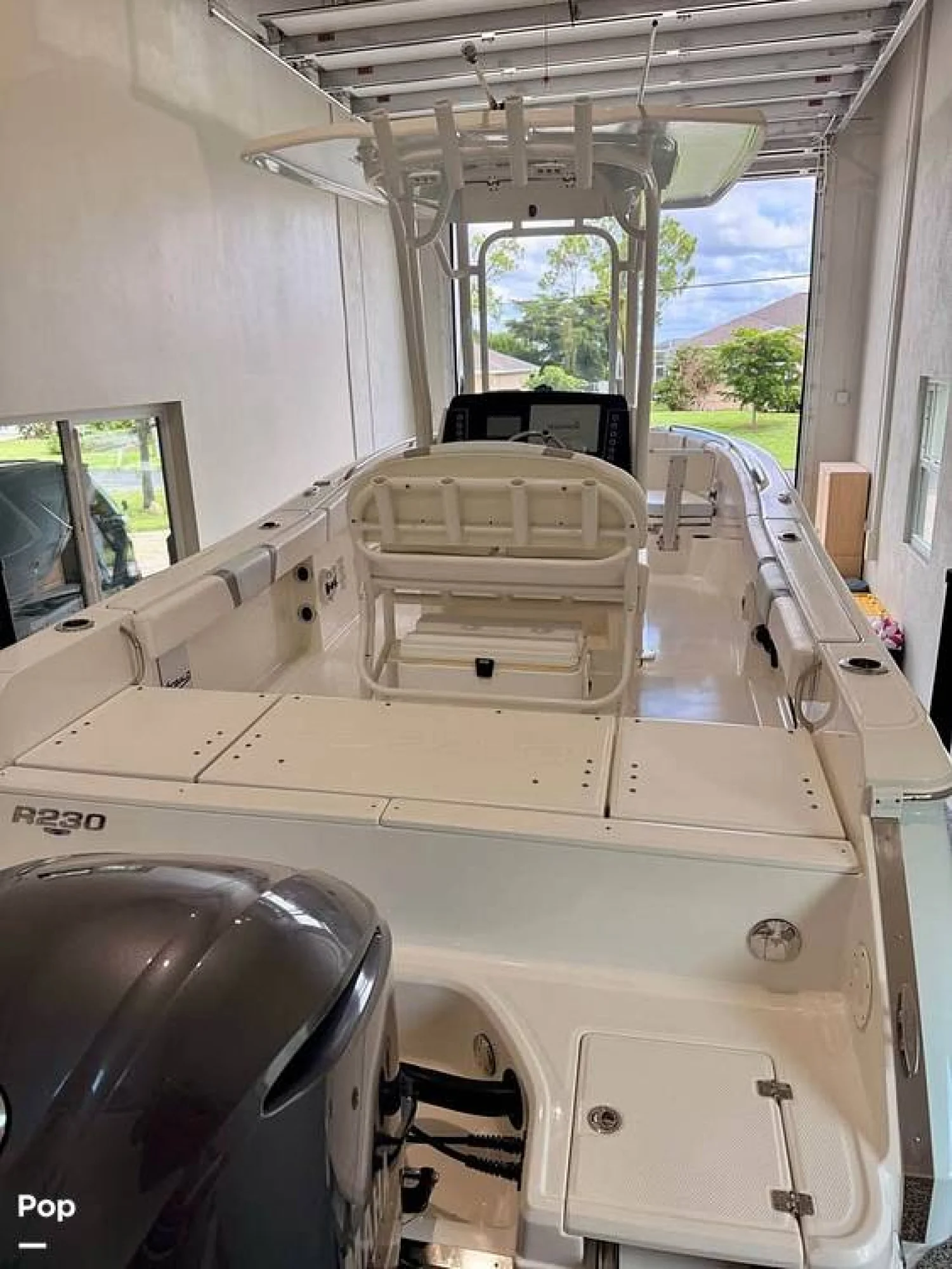 2020 Robalo r230 cc - Image 3