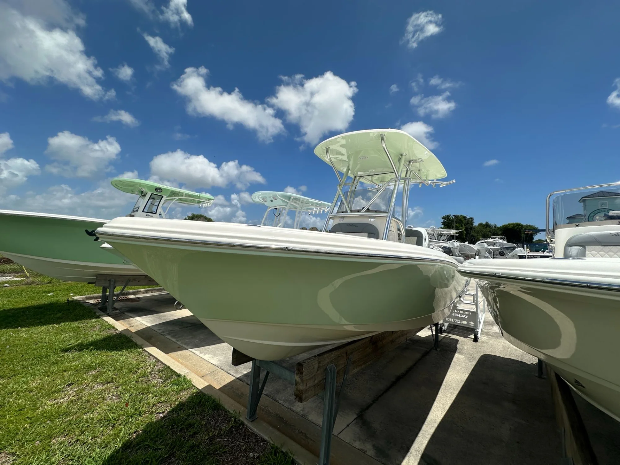 2026 Pioneer 202 Sportfish - Image 2