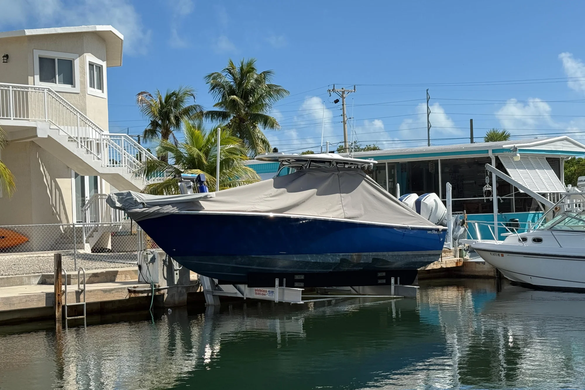 Valhalla Boatworks V-29 Hybrid