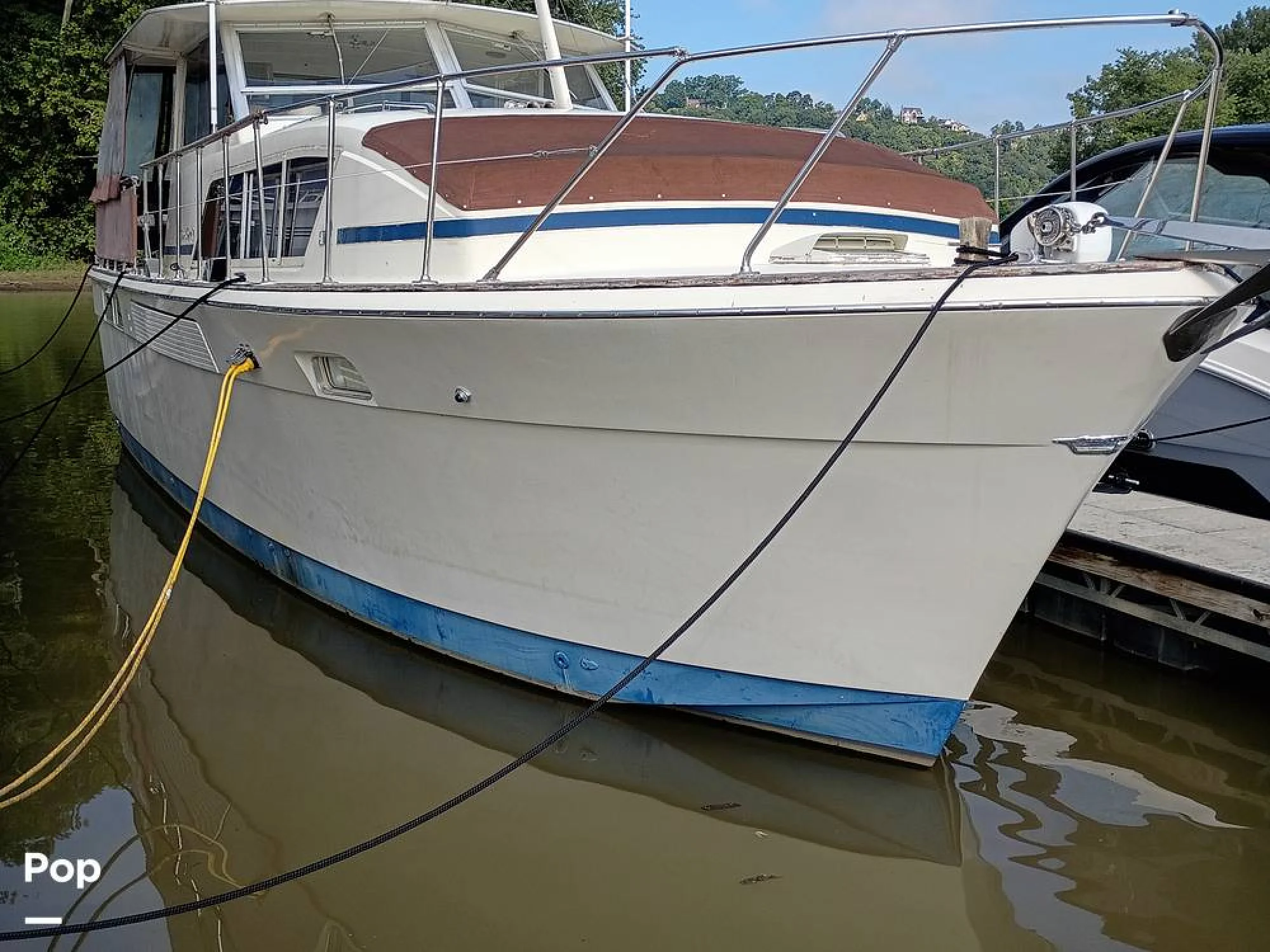 1973 Chris-Craft Commander 41 - Image 2