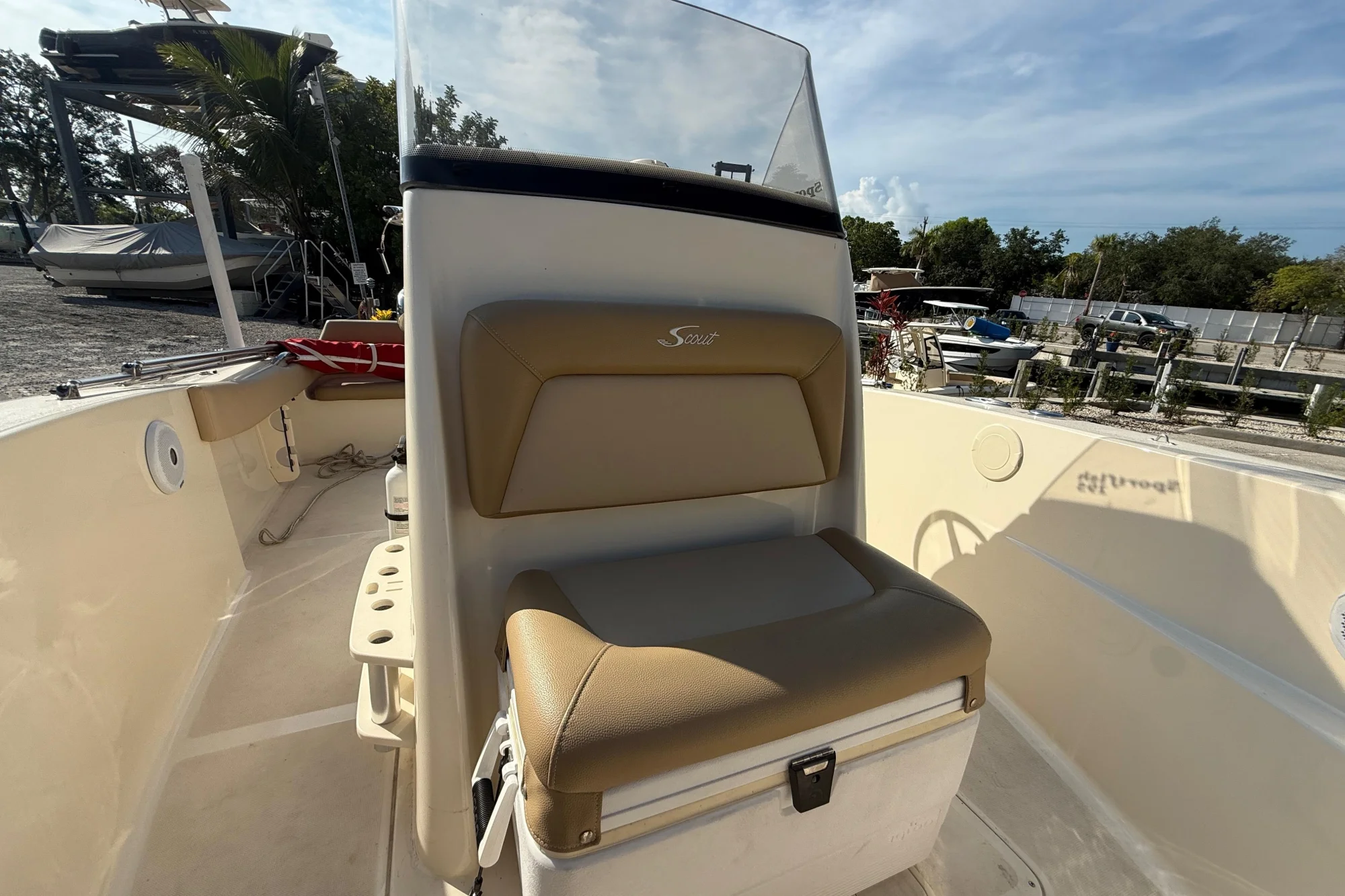 2020 Scout 195 Sportfish - Image 3