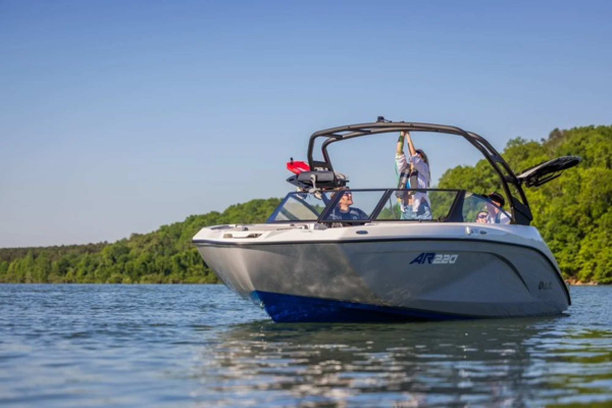 2026 Yamaha AR220