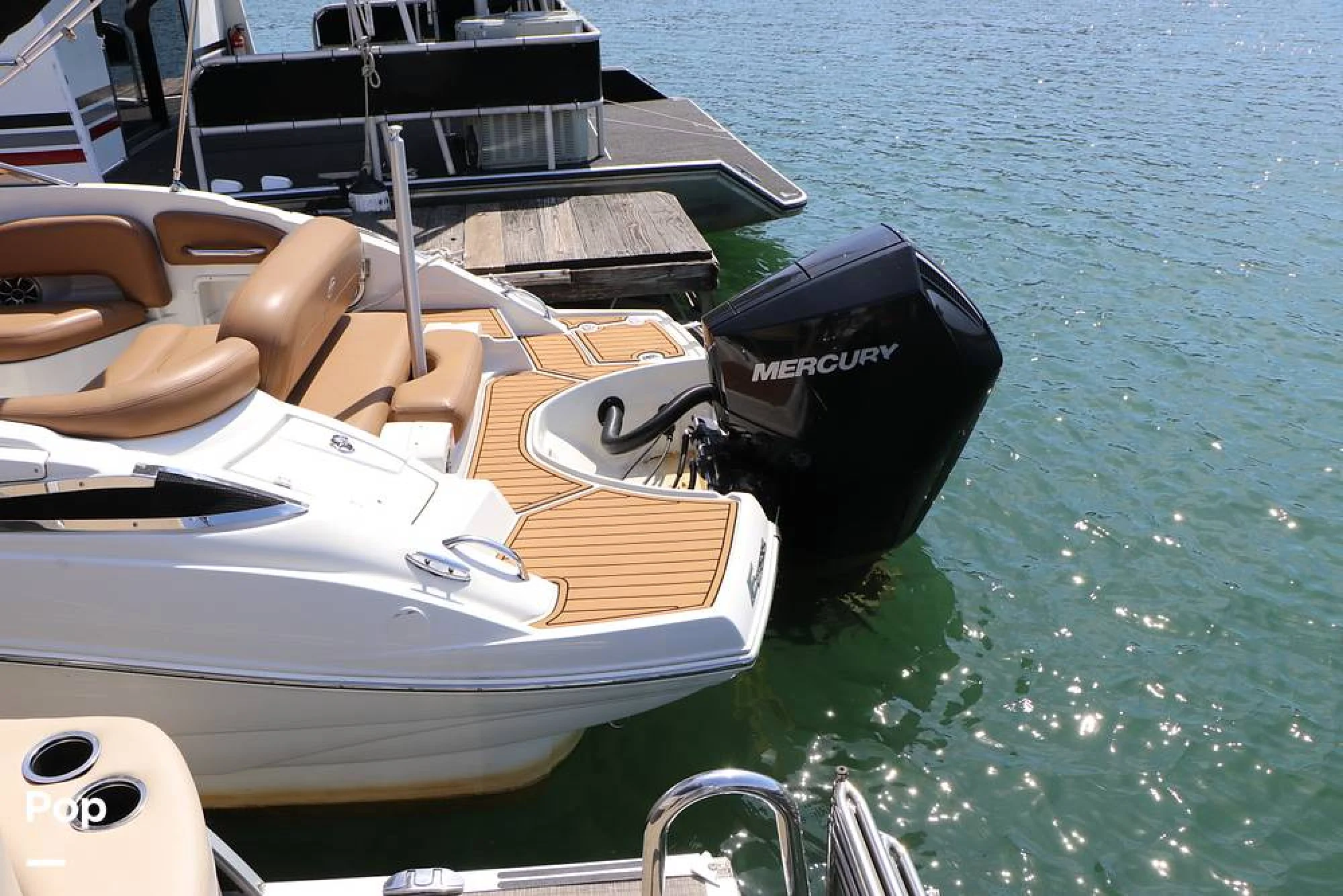 2023 Crownline E235 XS - Image 5
