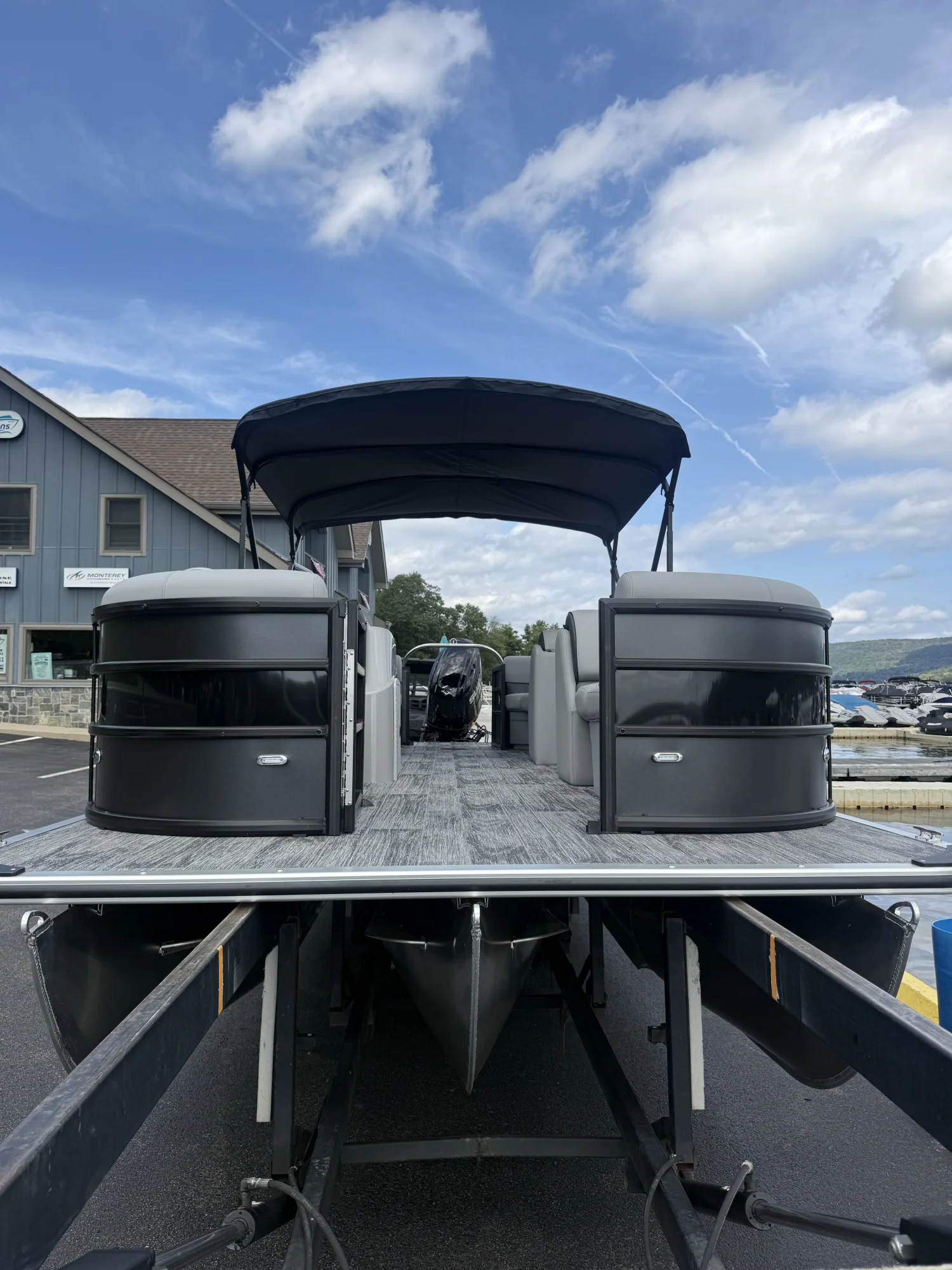 2027 Bentley Pontoons 223 Bolt - Image 3