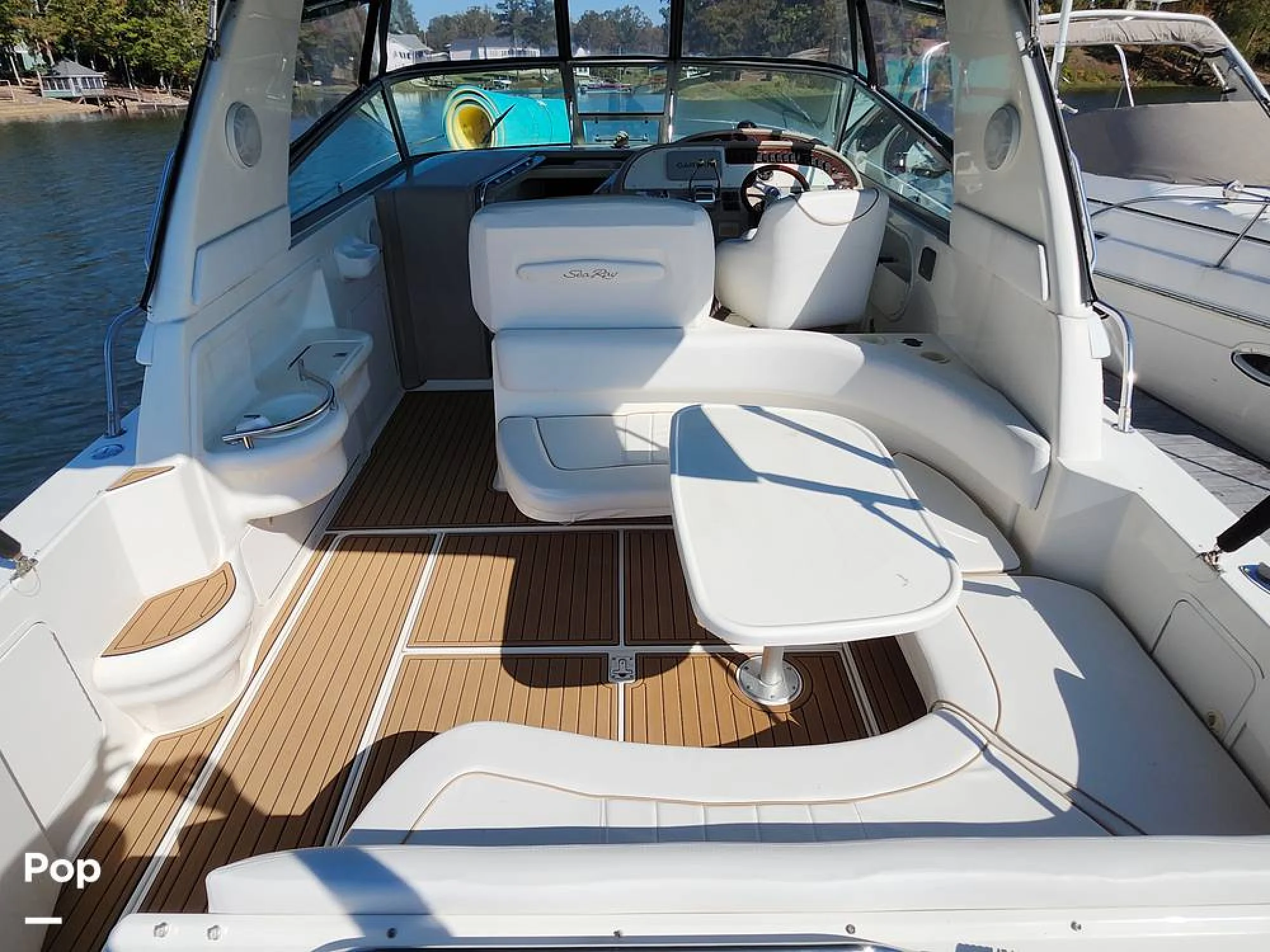 2000 Sea Ray 310 Sundancer - Image 2