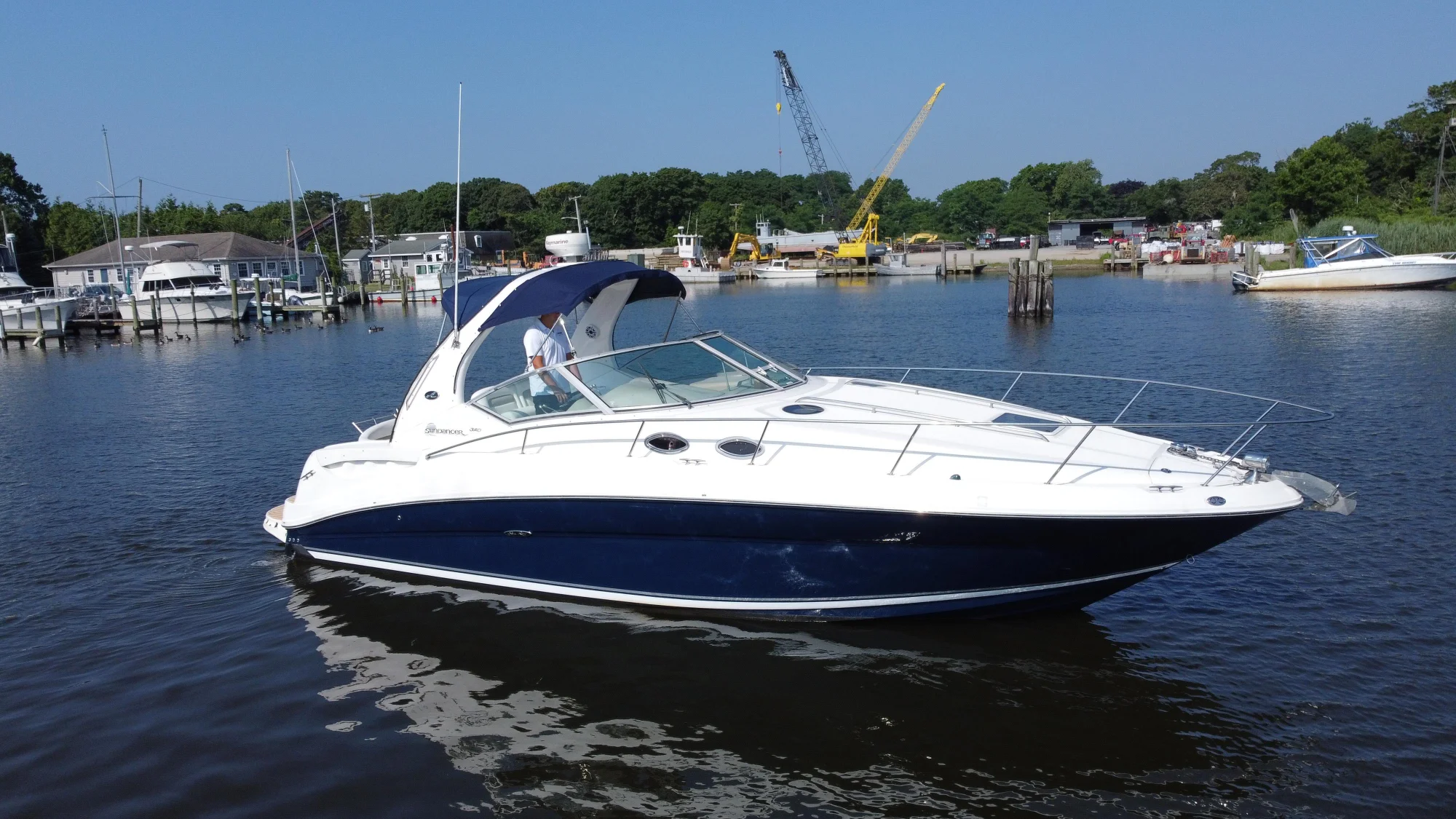 2004 Sea Ray Sundancer 320 - Image 2