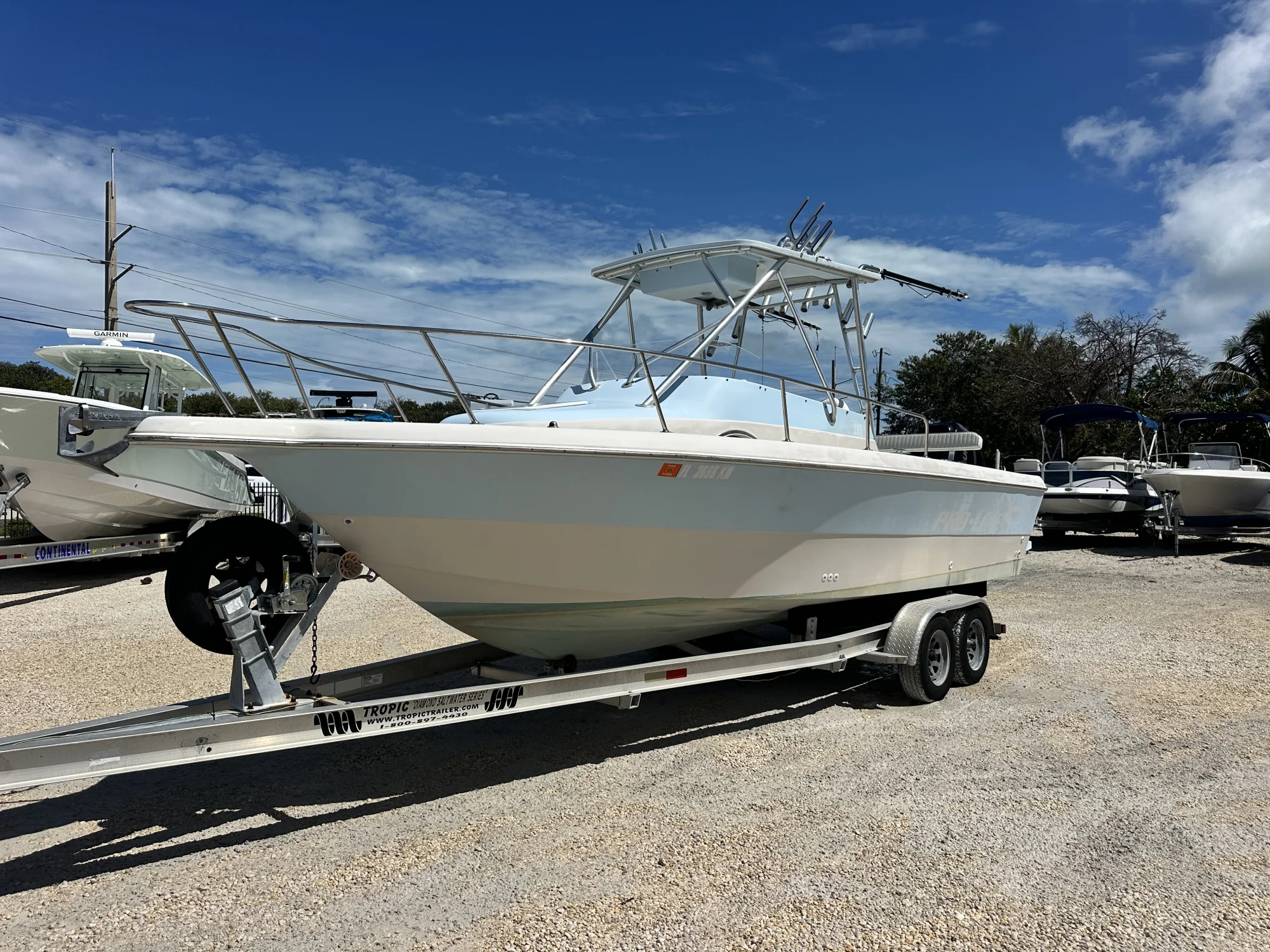 1997 Pro Line 255 Walkaround - Image 2