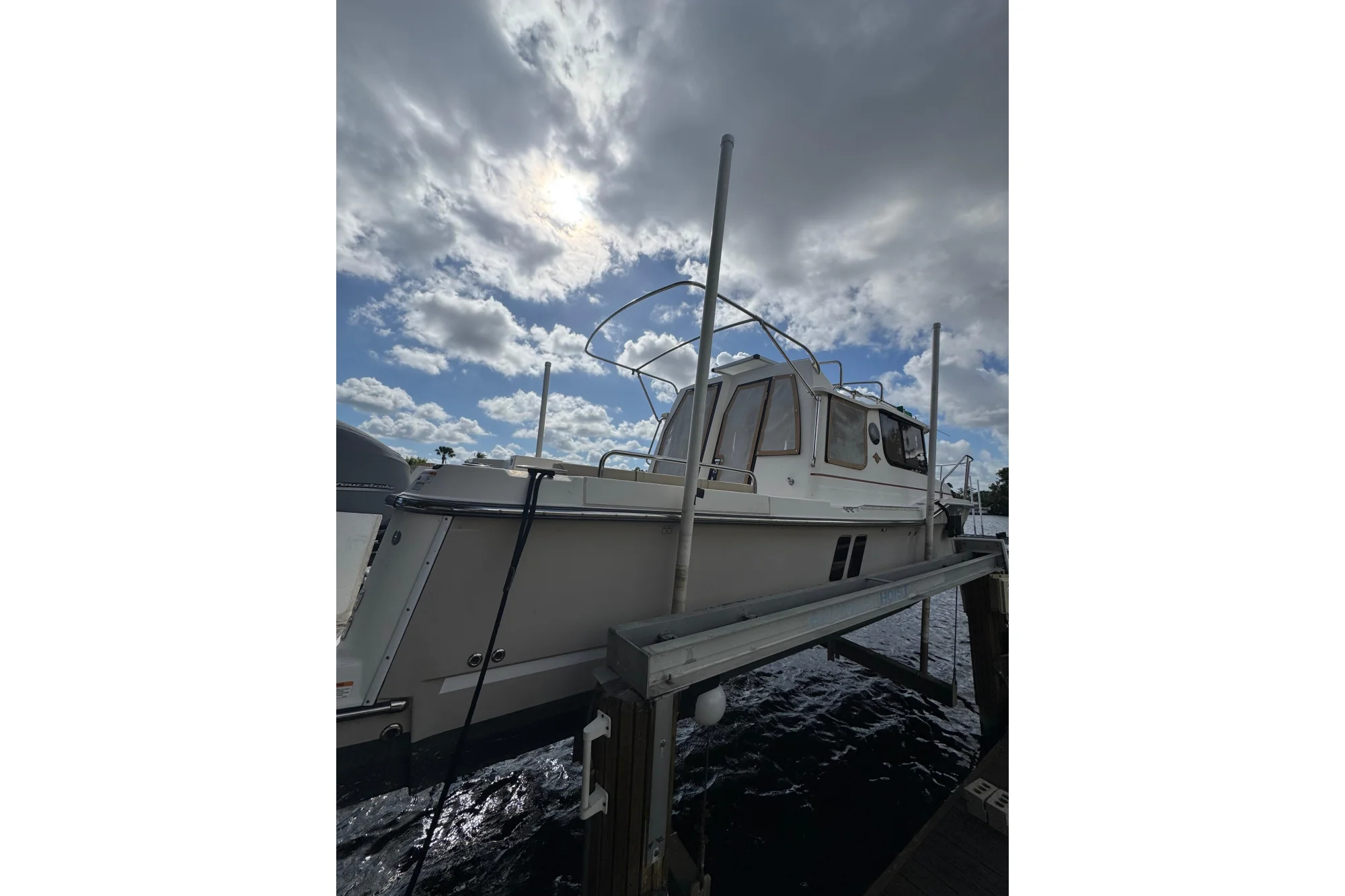 2021 Ranger Tugs R-25 - Image 3