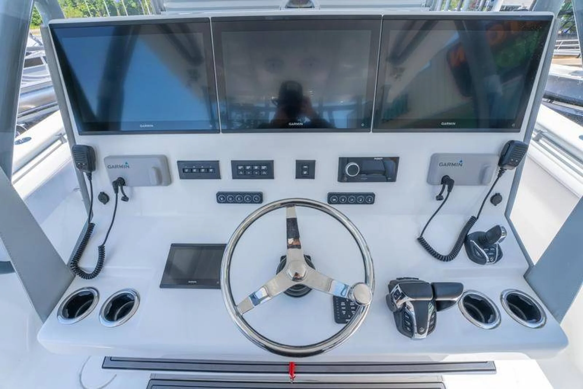 SeaHunter 41CTS - Image 2