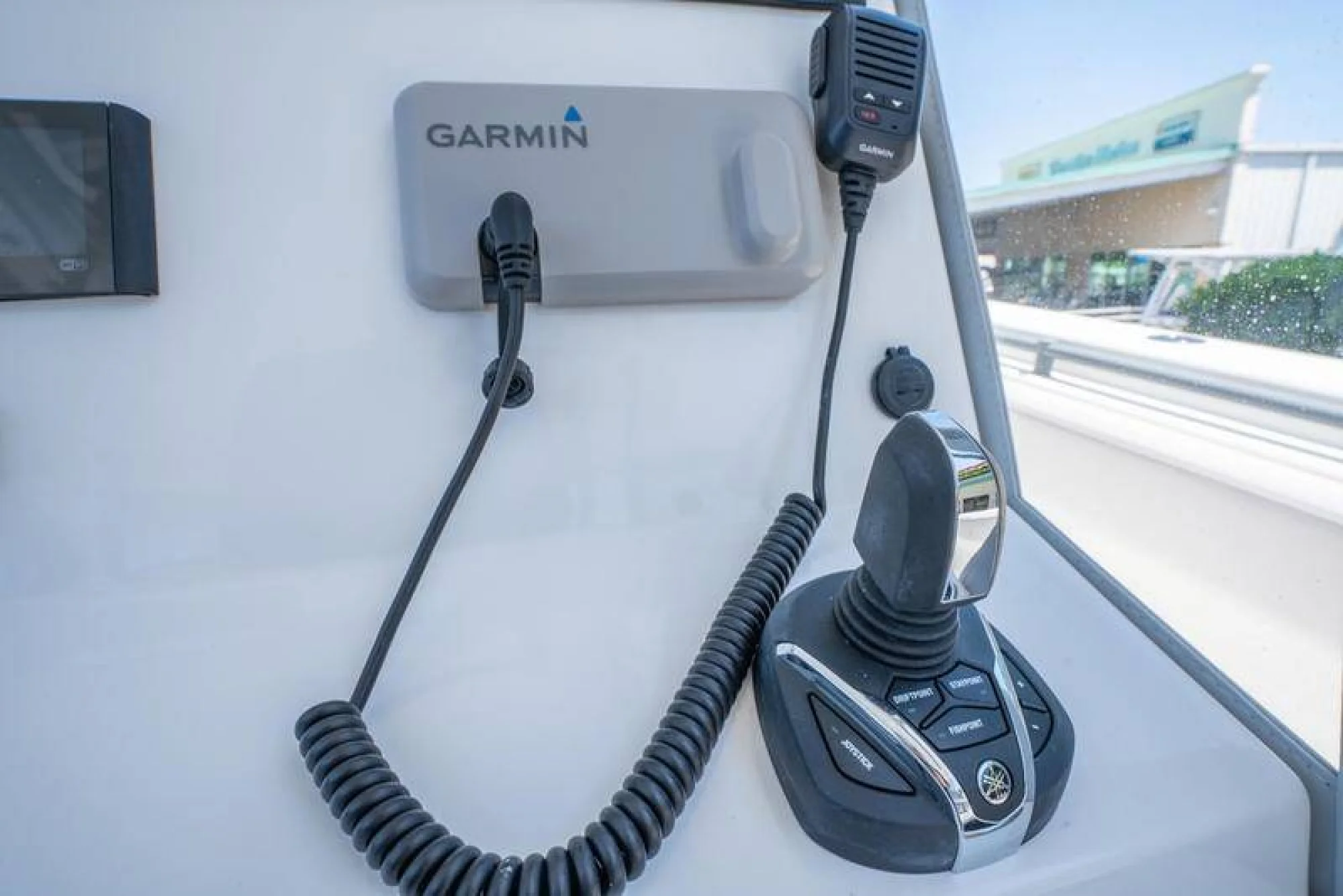 SeaHunter 41CTS - Image 3