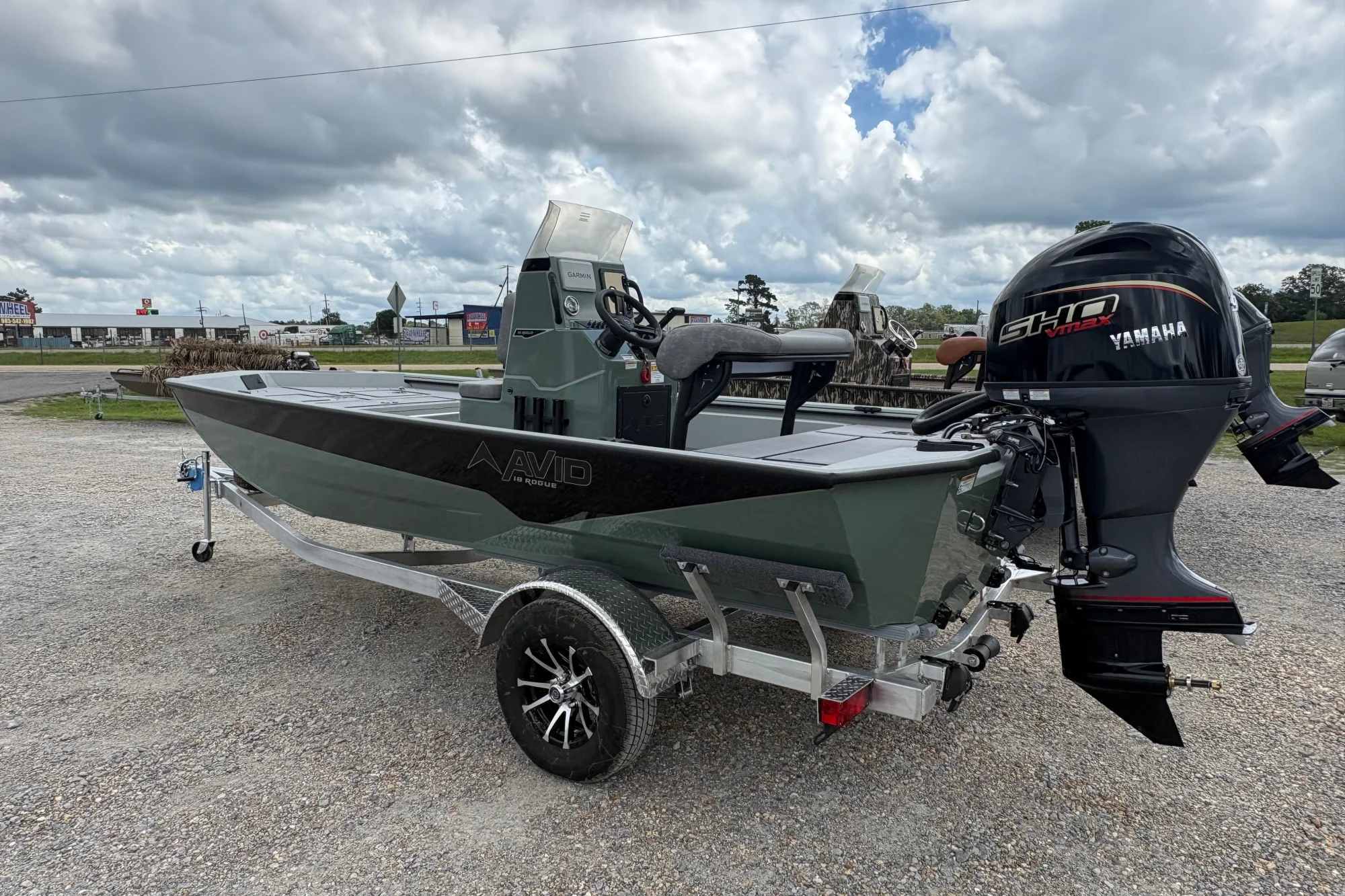 2027 Avid 18 Rogue CC - Image 3