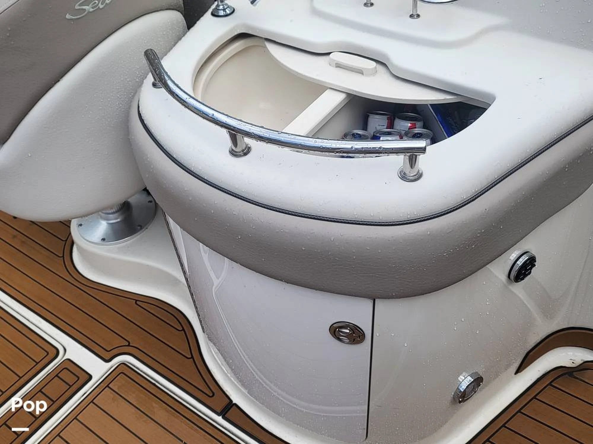 2004 Sea Ray 270 Sundeck - Image 2