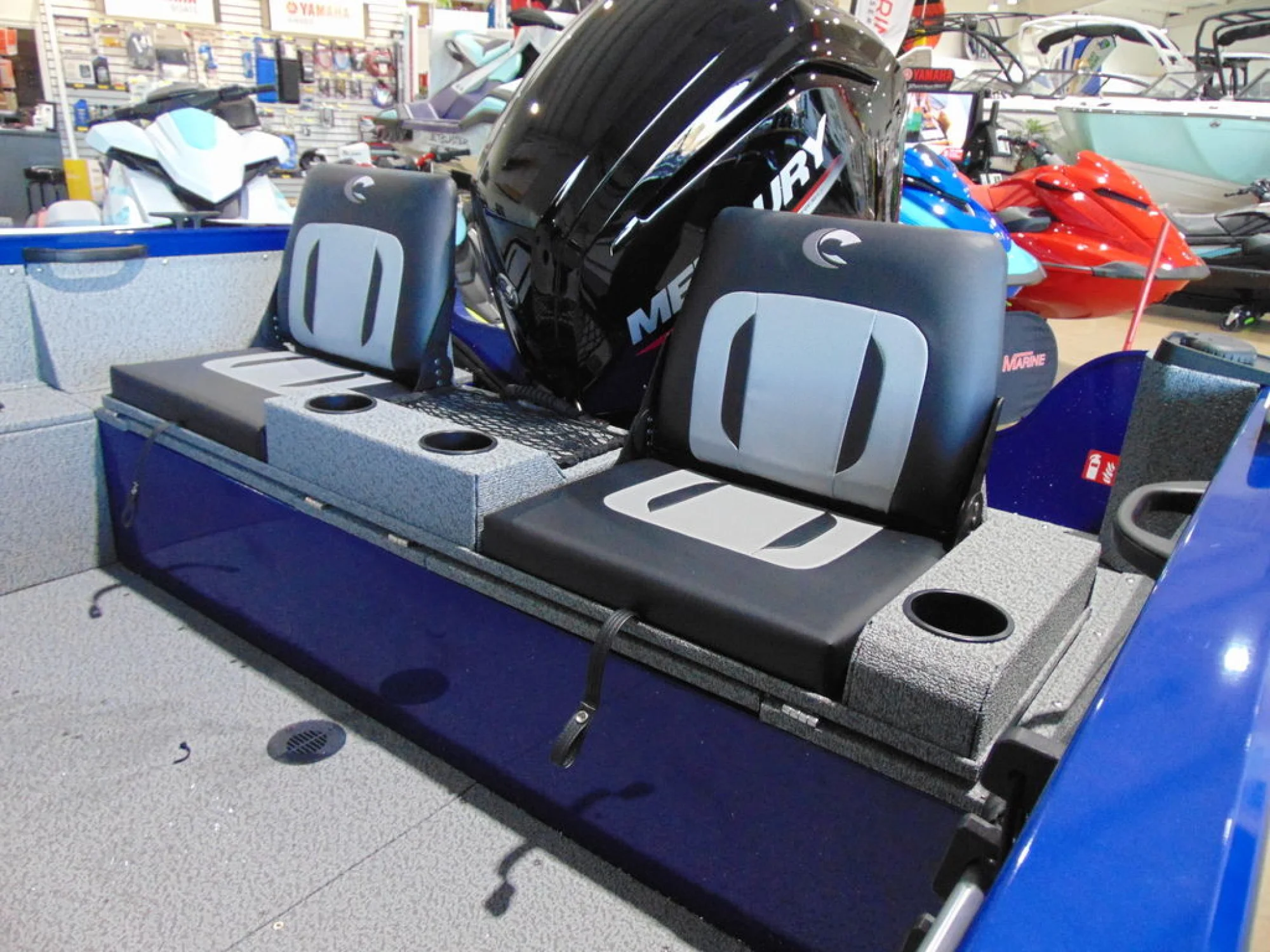 Crestliner 1850 Kodiak Walk Through - Image 4