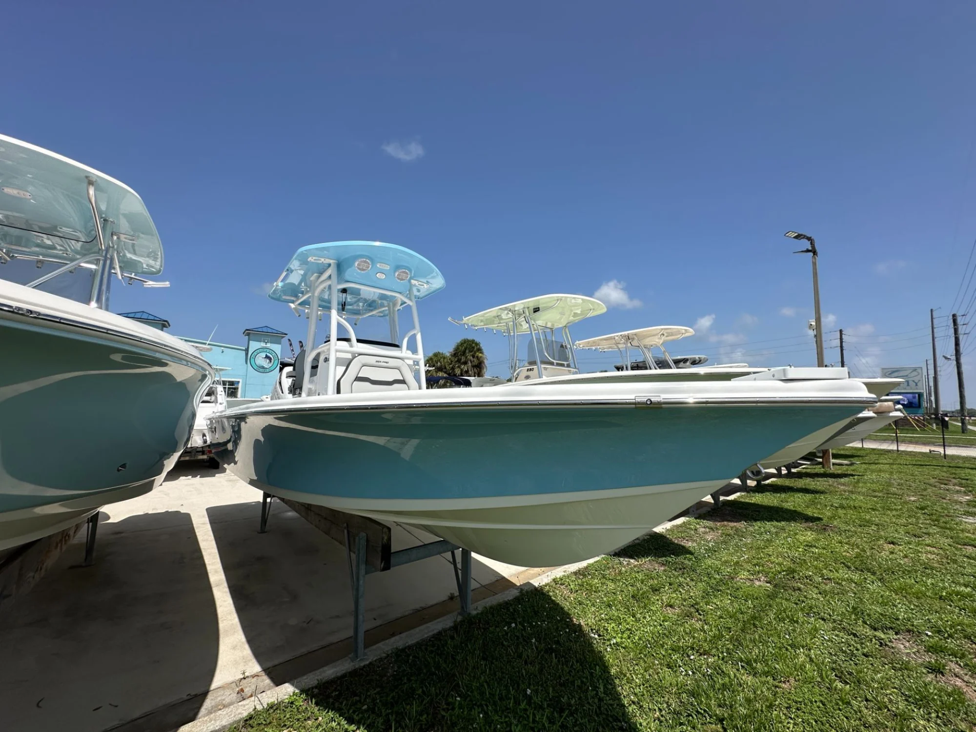 2026 Sea Pro 250 Bay - Image 2