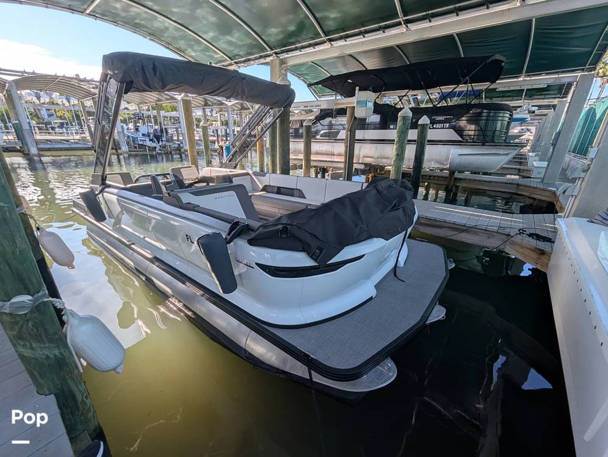 2024 Manitou Cruise Max 22 SGP 575 - Image 2