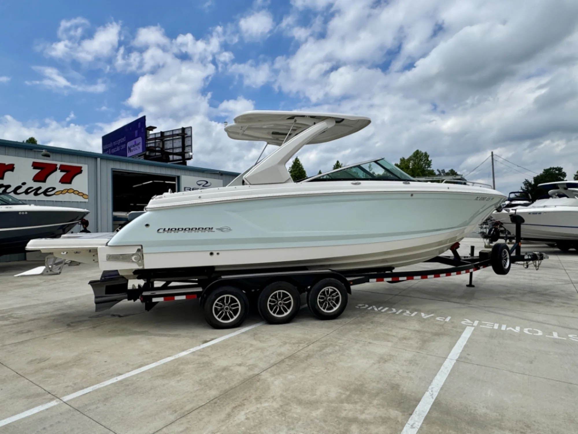 2021 Chaparral 30 Surf - Image 5