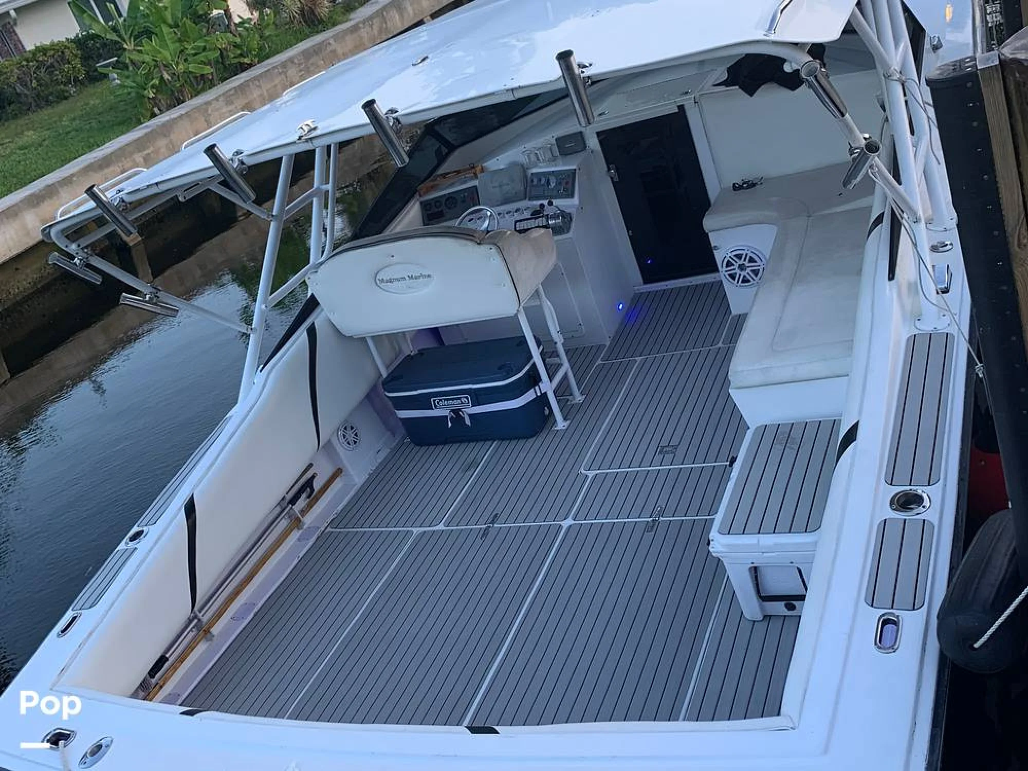 1968 Magnum Marine 35 Express - Image 3