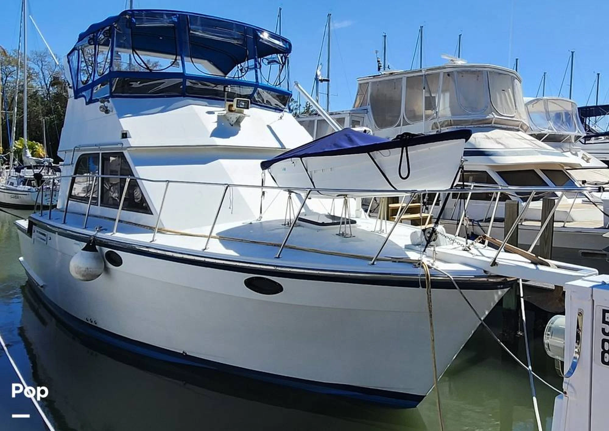 1989 Jefferson 37 Convertible - Main Image