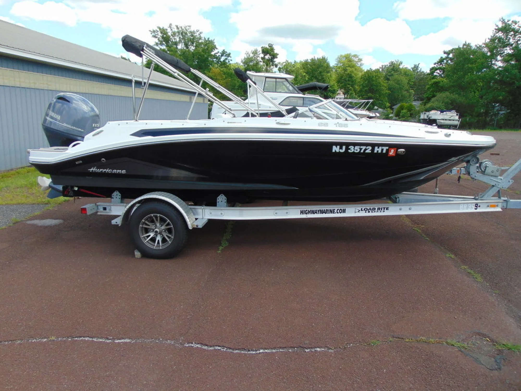 Hurricane SunDeck Sport 185 OB - Image 3