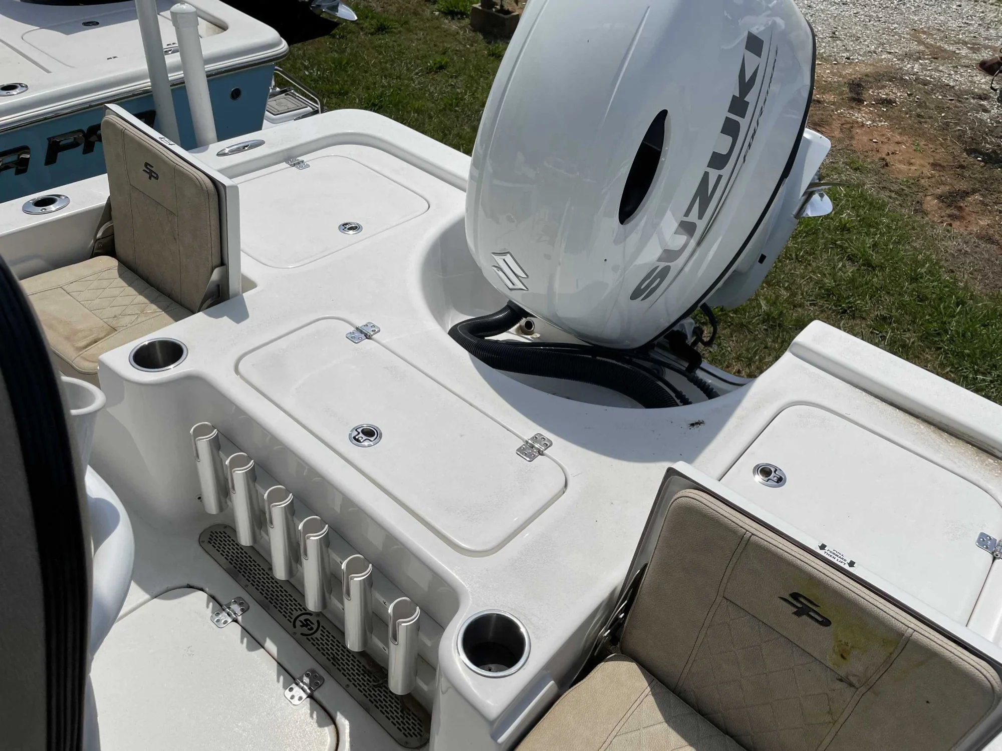 2025 Sea Pro 230 DLX - Image 2