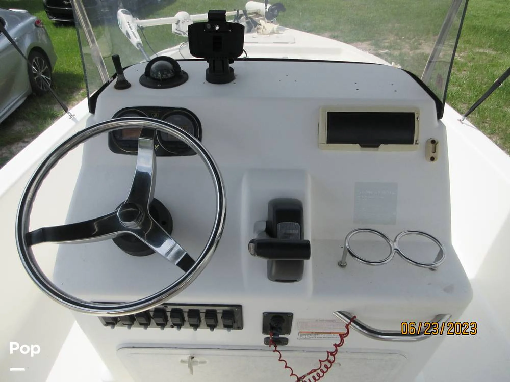 2006 Century 1902 Bay - Image 4