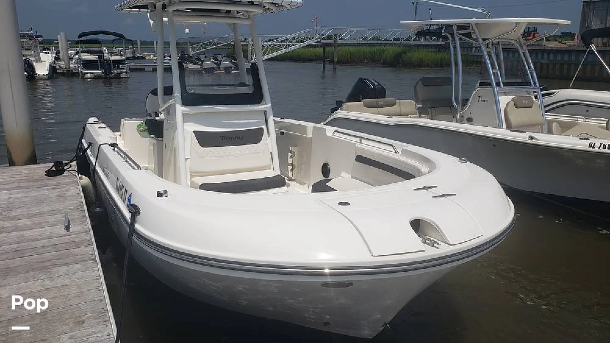 2023 Trophy 24CC - Image 2