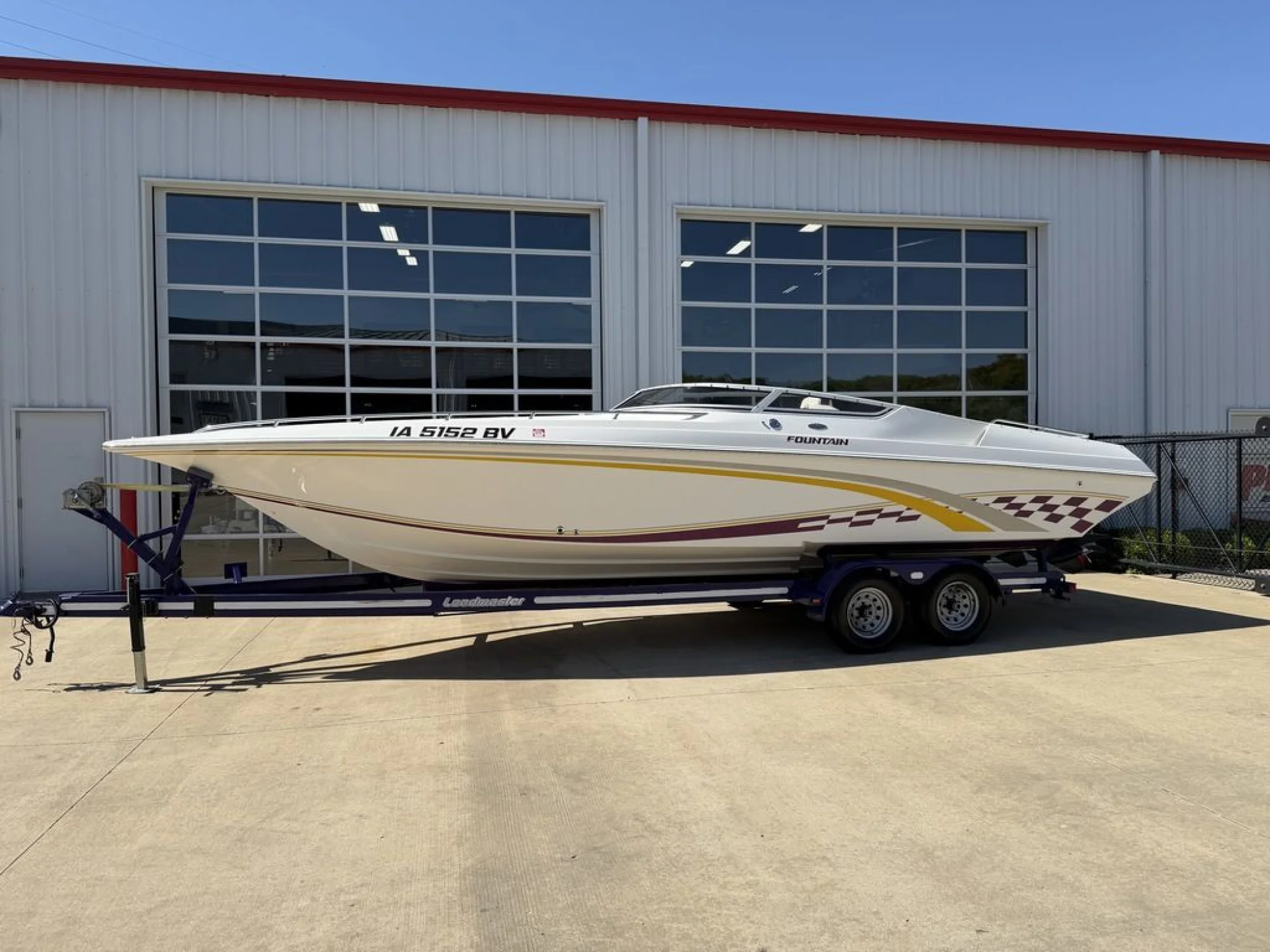 Fountain 29 Fever - Image 2