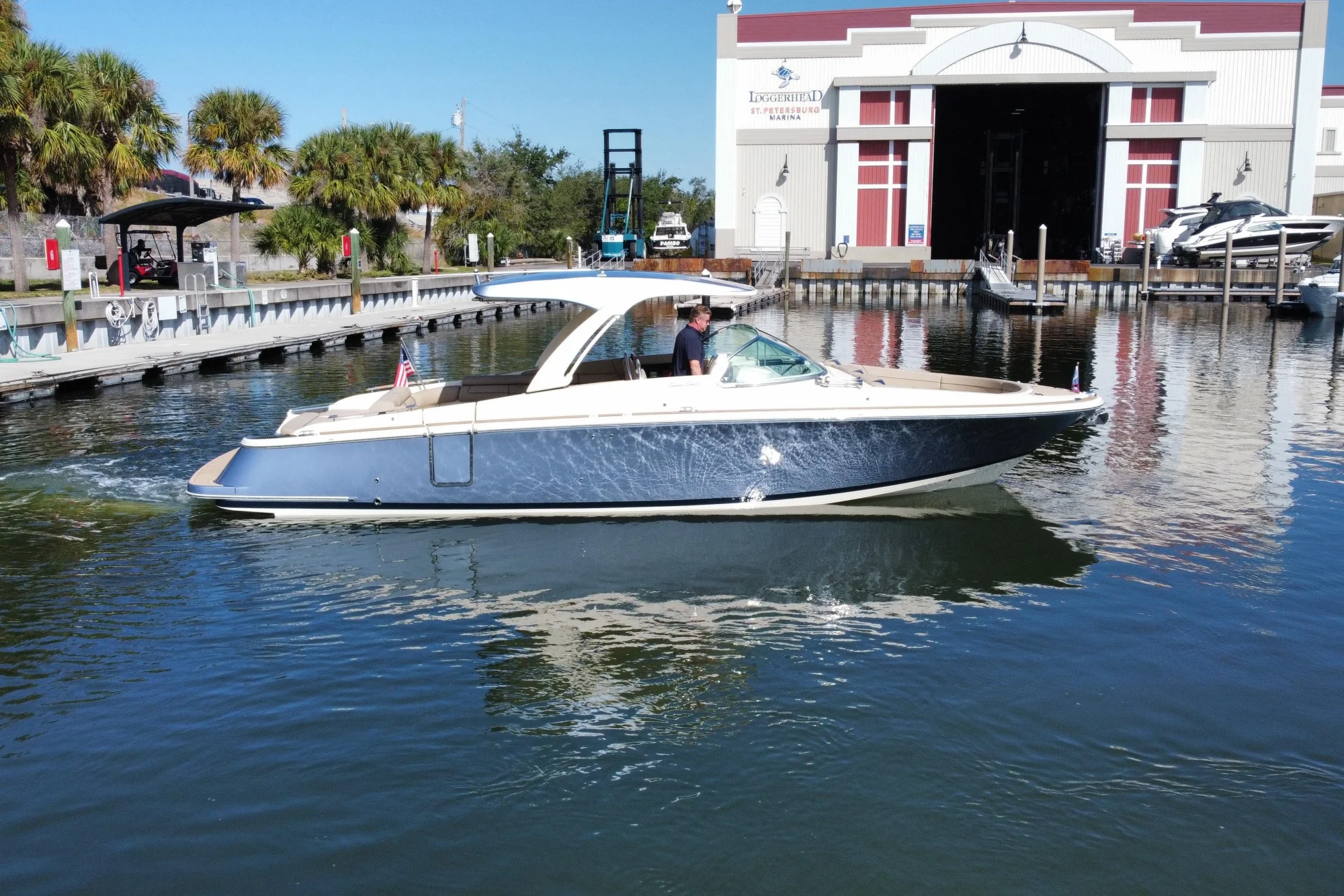 2022 Chris-Craft Launch 35 GT I/O - Main Image