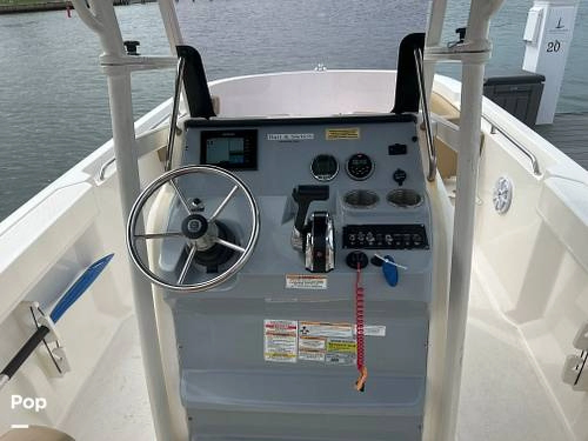 2023 Trophy T22CC - Image 3